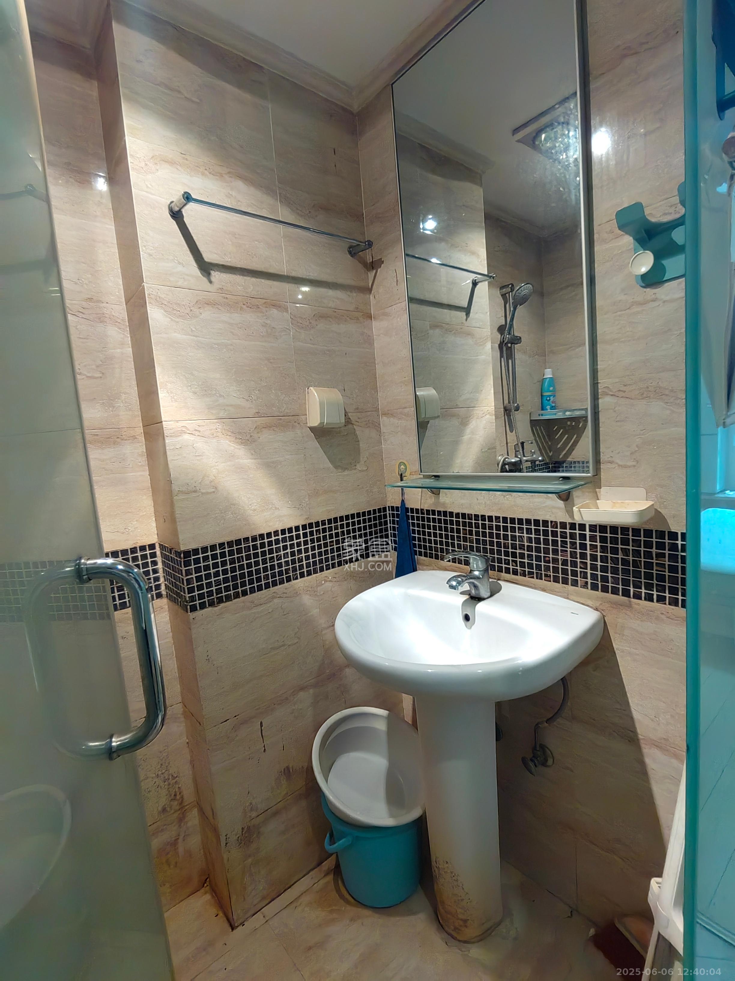 万科金域华府一期  1室0厅1卫    1000.0元/月室内图