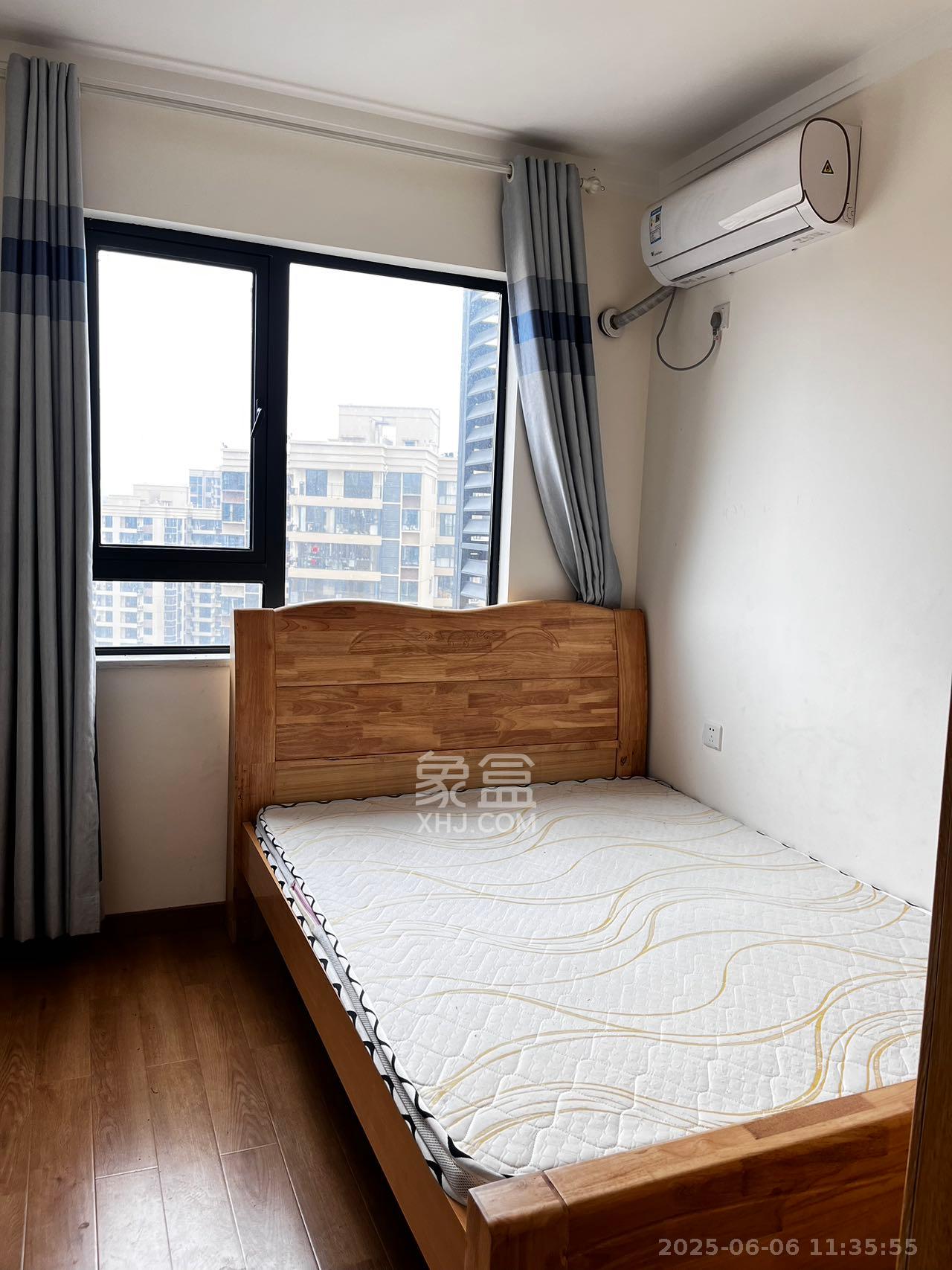 中建璟和城  4室2厅2卫   2800.00元/月室内图