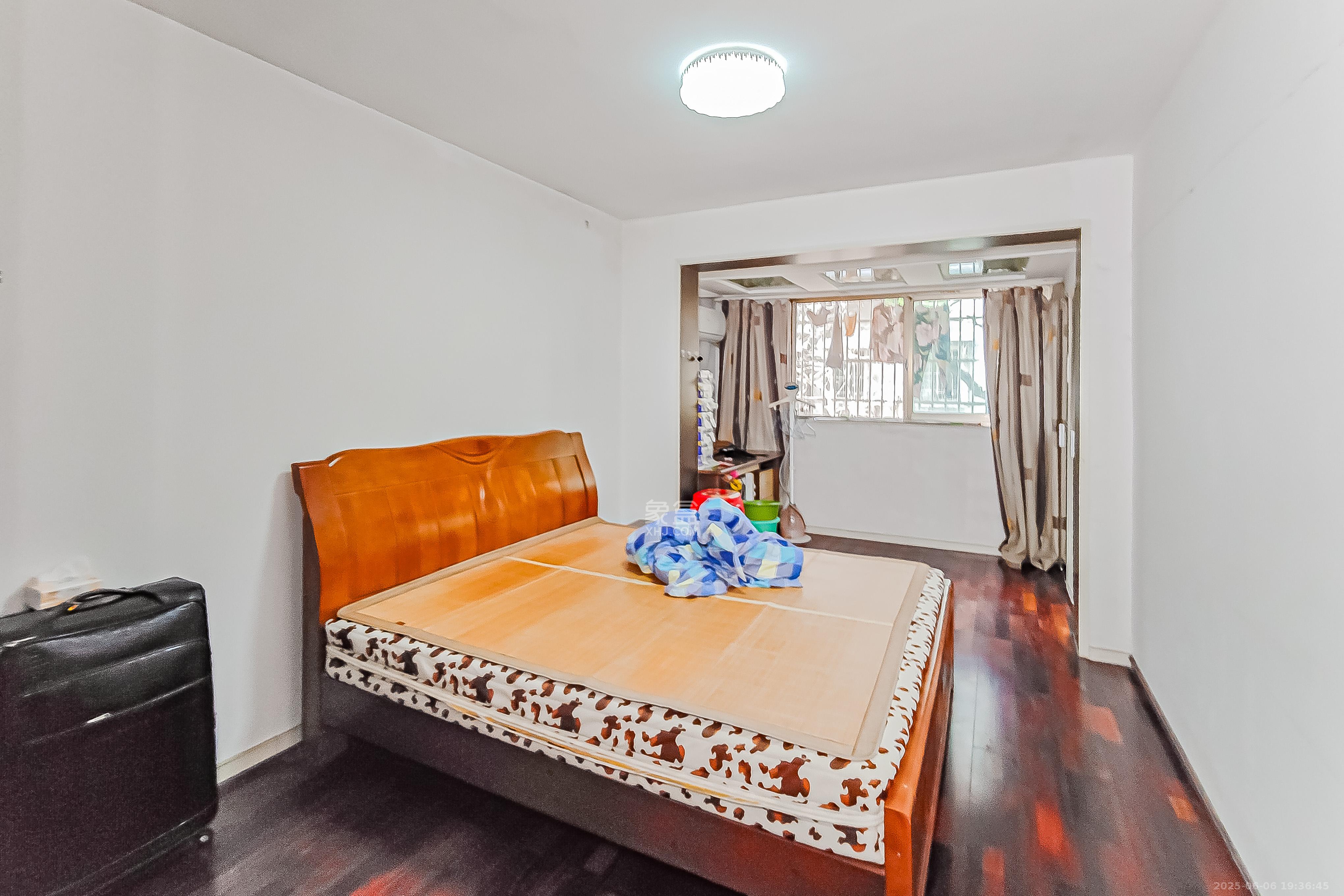 金泰小区  3室2厅1卫    76.8万 金泰小区  3室2厅1卫    76.8万卧室