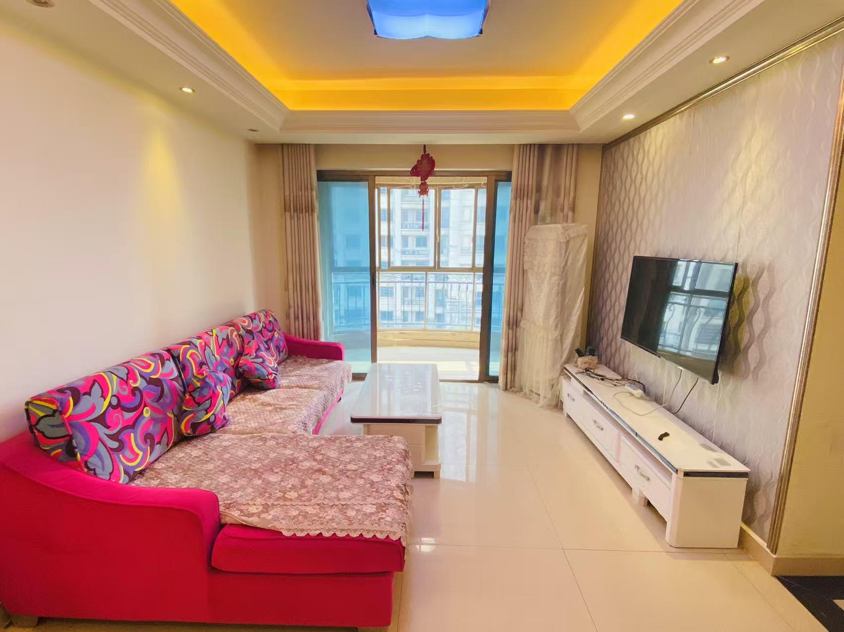 碧桂园 3室2厅1卫 1280.0元/月 碧桂园 3室2厅1卫 1280.0元/月室内图