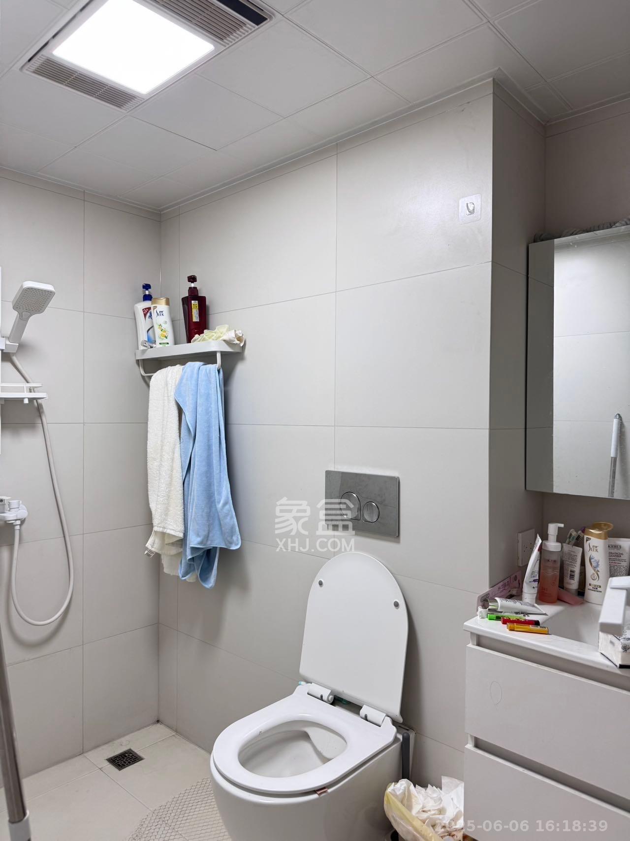 卓越中寰  2室1厅1卫   3600.00元/月室内图