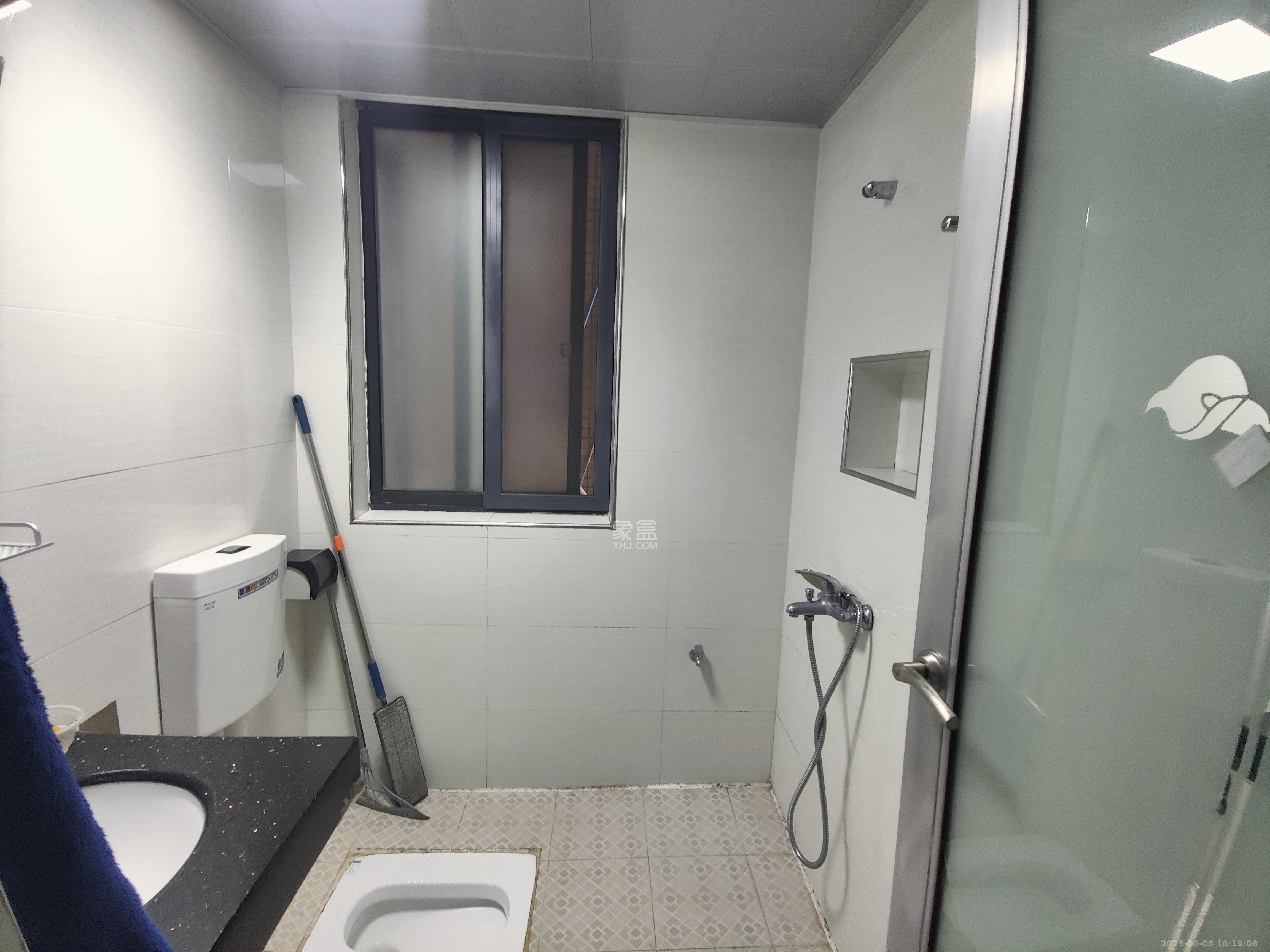 优山美地  3室2厅2卫   2600.00元/月室内图