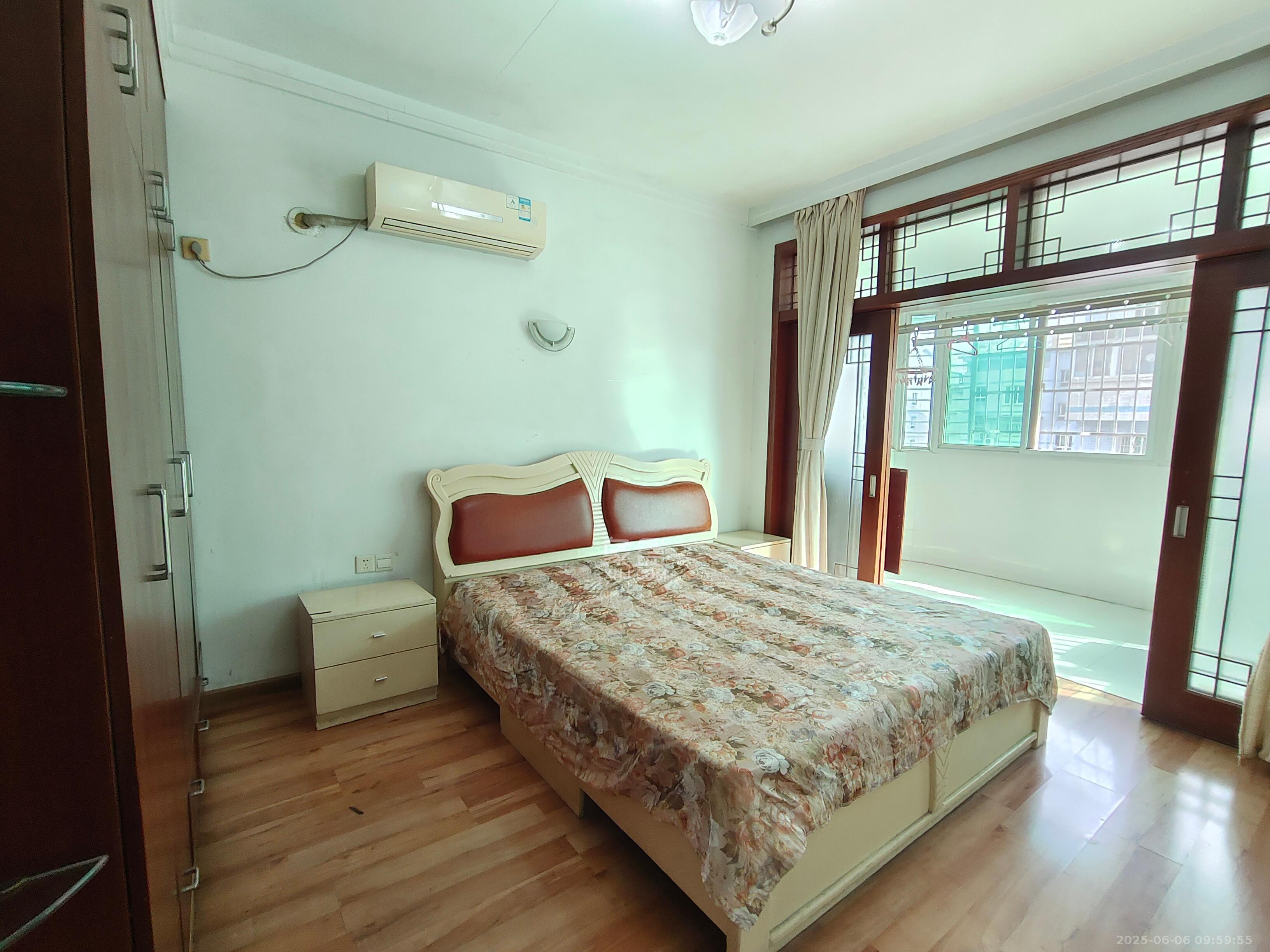 欣胜园 4室2厅1卫 2500.0元/月 欣胜园 4室2厅1卫 2500.0元/月室内图