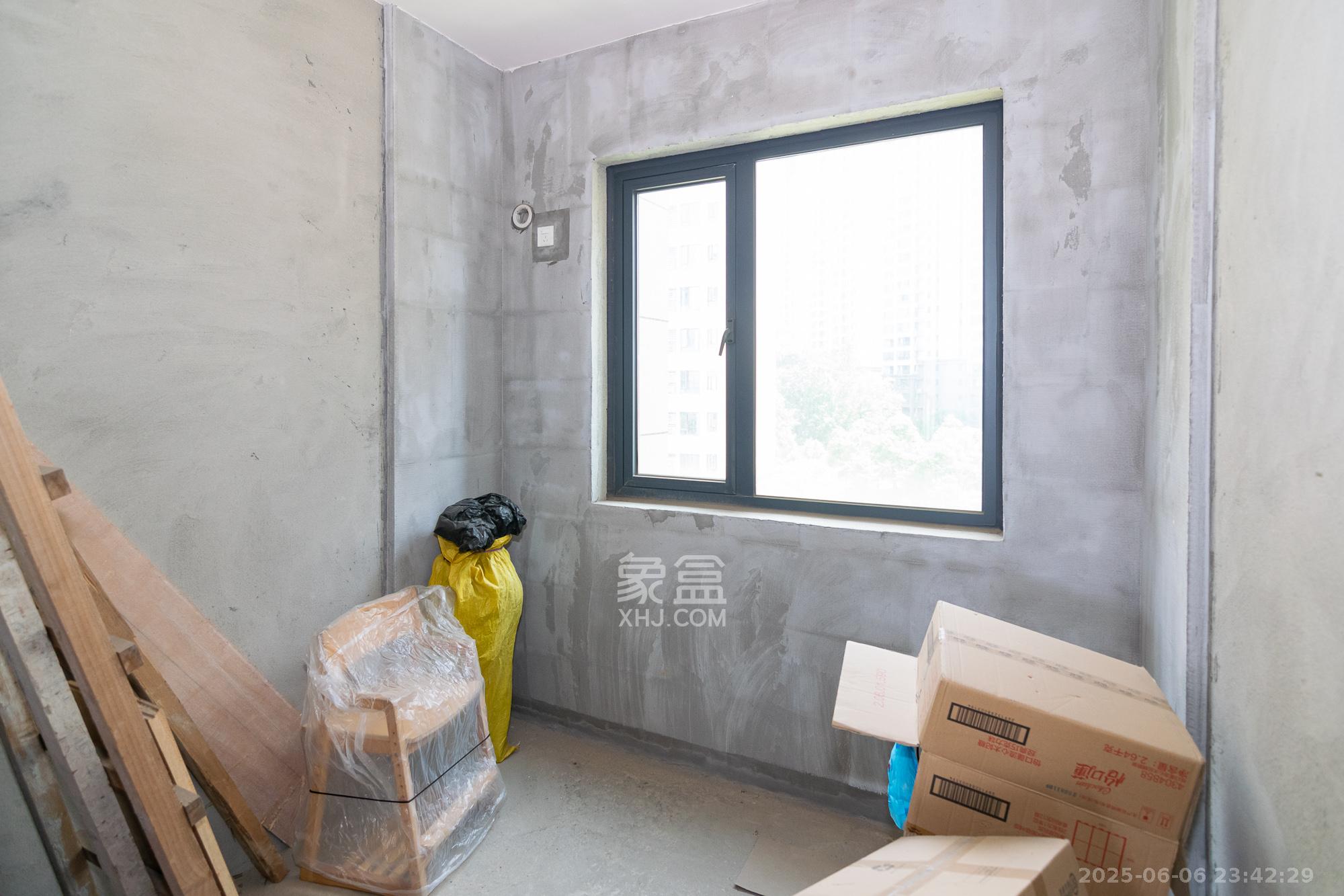 中粮观澜壹品 5室2厅2卫 188.8万 中粮观澜壹品 5室2厅2卫 188.8万卧室