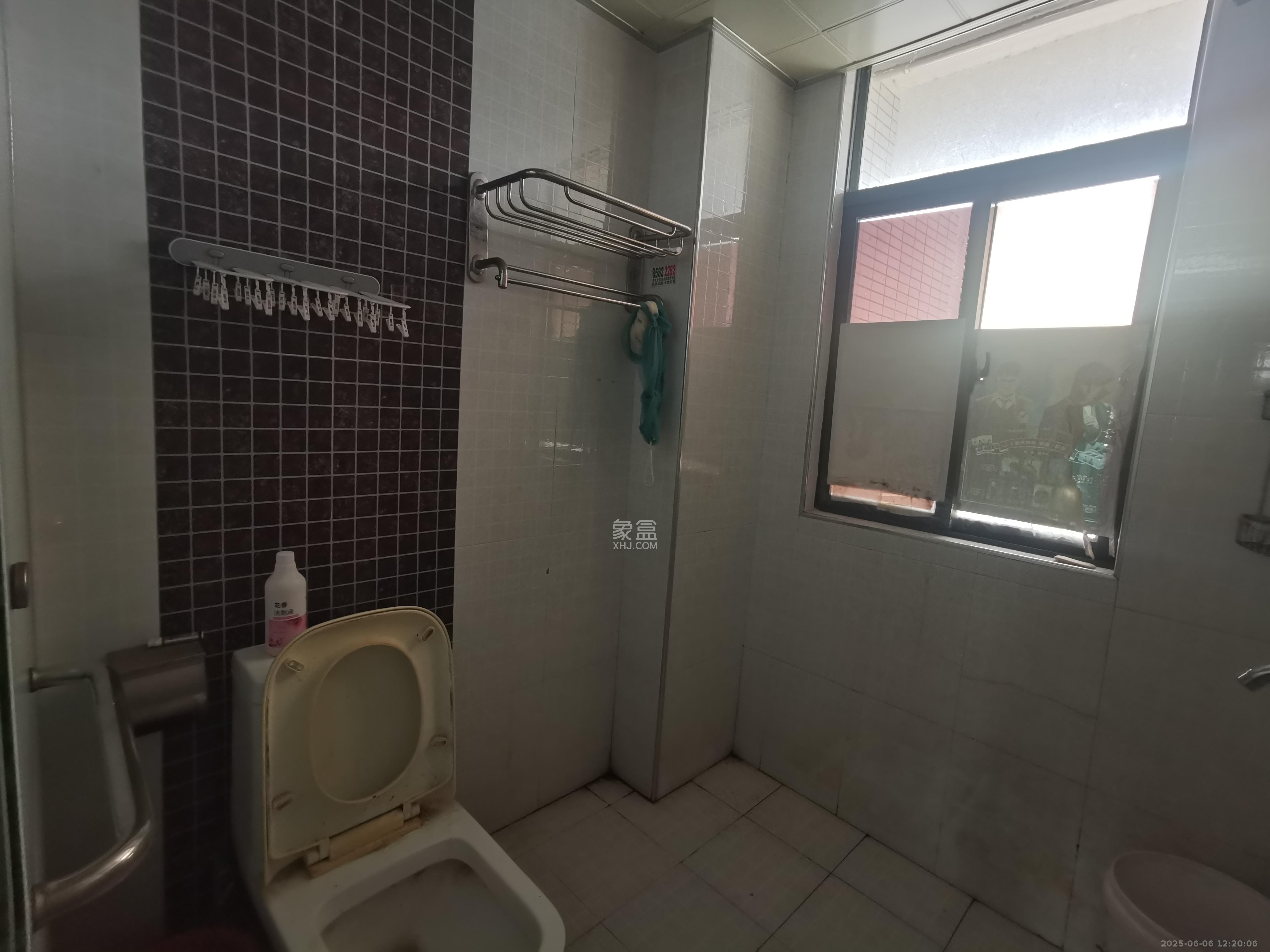 星城映象 3室2厅1卫 2300.0元/月 星城映象 3室2厅1卫 2300.0元/月室内图