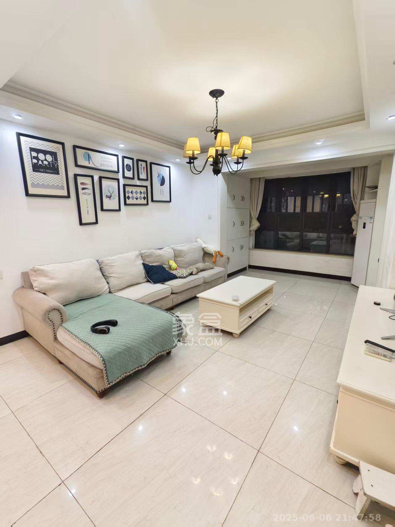 金地三千府(金地湖山樾、金地自在城)  3室2厅1卫    1800.0元/月 金地三千府(金地湖山樾、金地自在城)  3室2厅1卫    1800.0元/月室内图