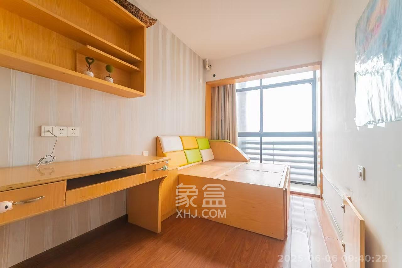 蓝山郡  3室2厅1卫    2000.0元/月室内图