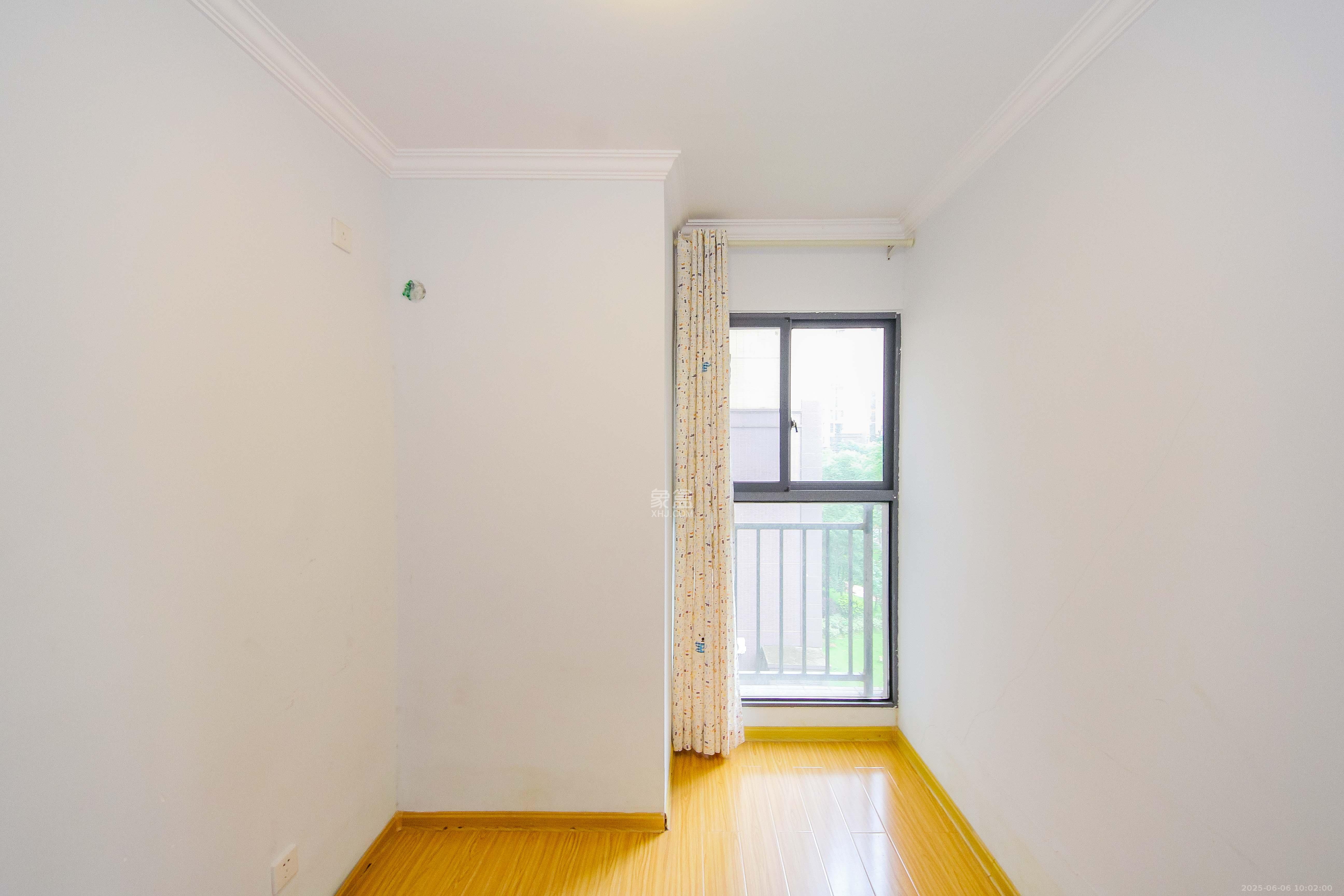 湘熙水郡(观澜海赋家园) 3室2厅1卫 86.0万 湘熙水郡(观澜海赋家园) 3室2厅1卫 86.0万卧室