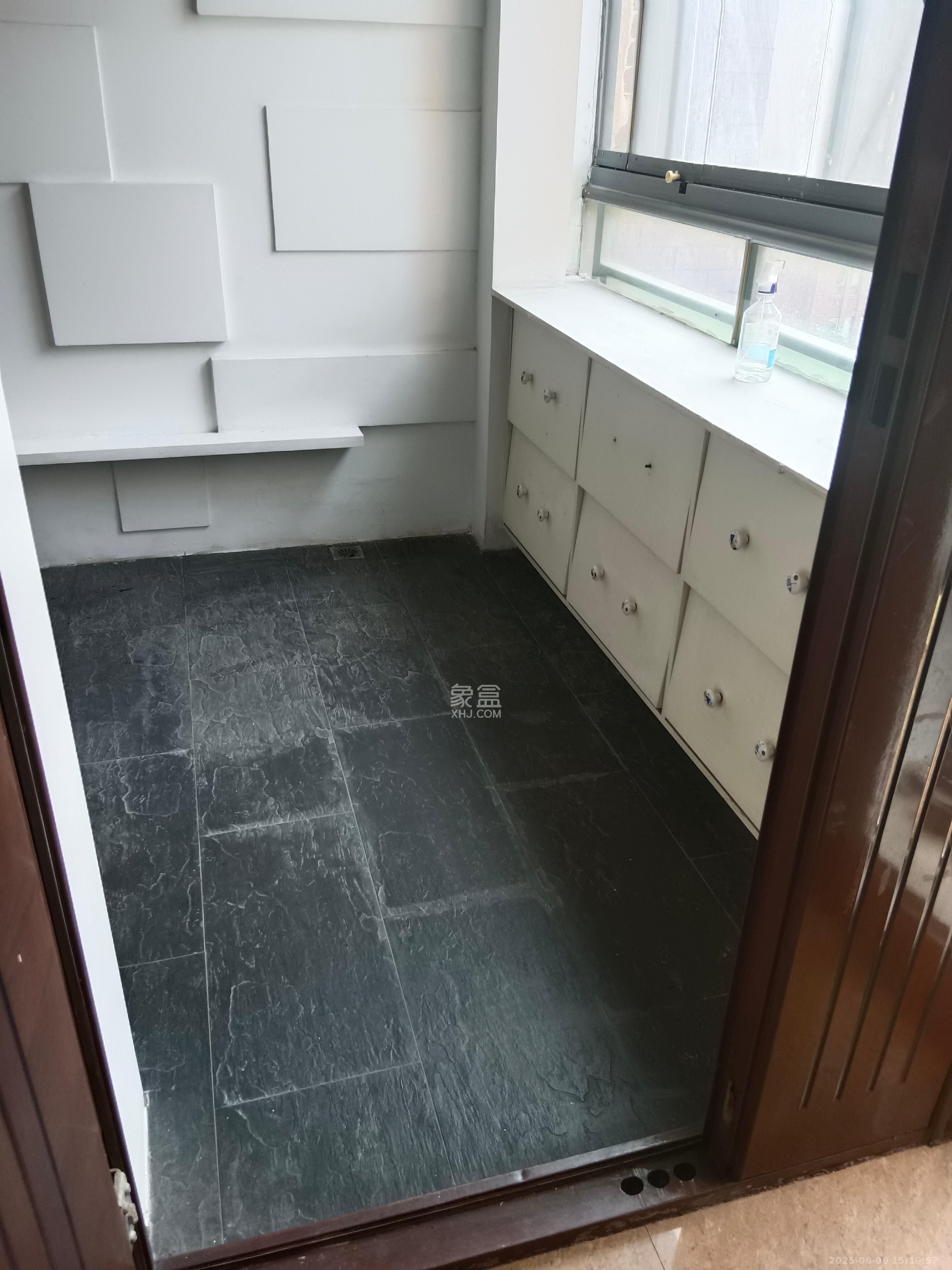 奥林匹克花园  3室2厅2卫   3500.00元/月室内图1