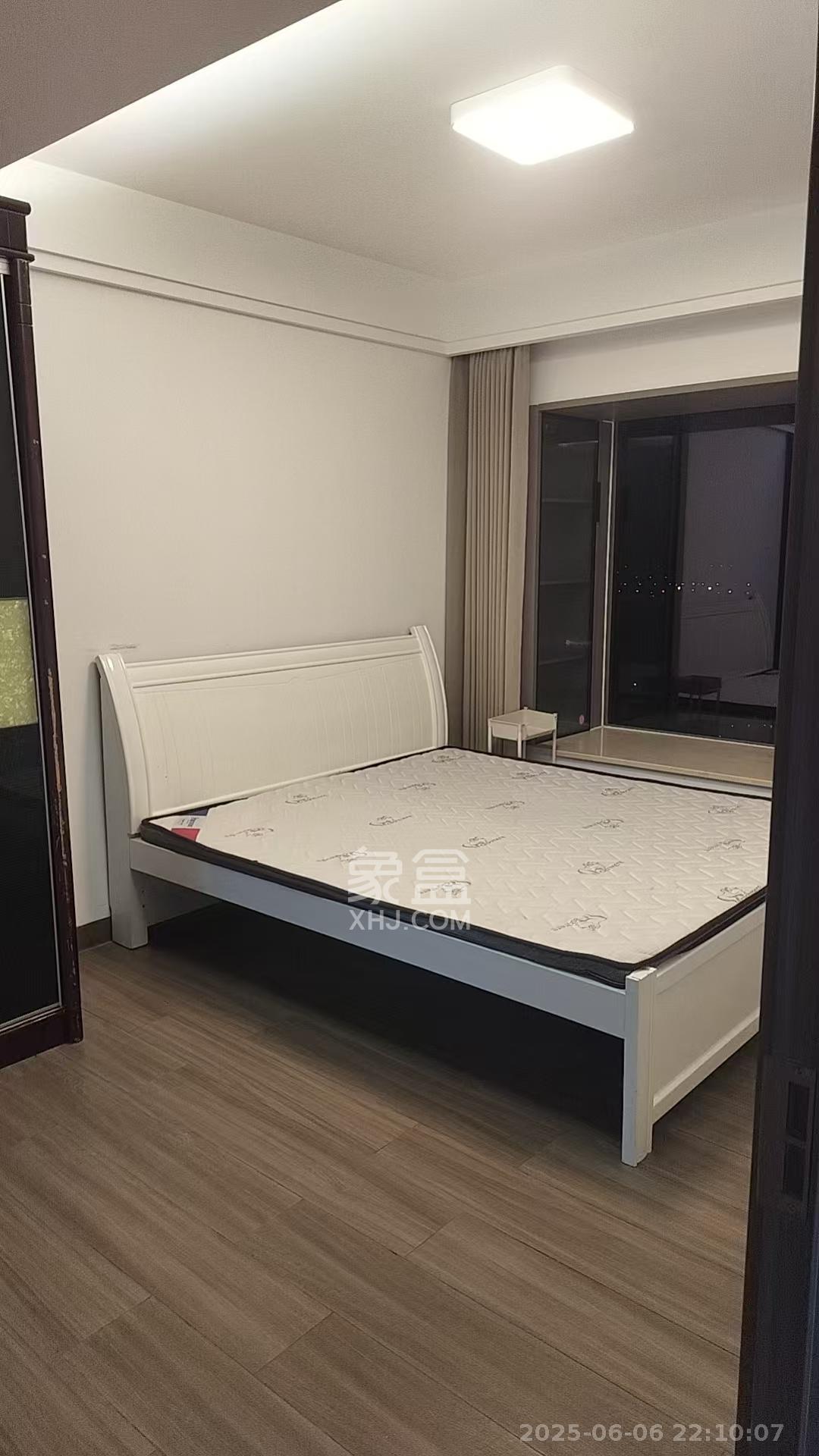 阳光城翡丽云邸  3室2厅2卫   2500.00元/月室内图