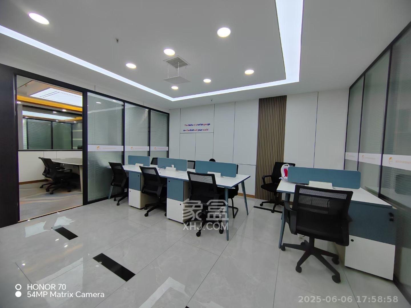 百脑汇大厦(友阿百货) 3室1厅1卫 6200.0元/月 百脑汇大厦(友阿百货) 3室1厅1卫 6200.0元/月室内图