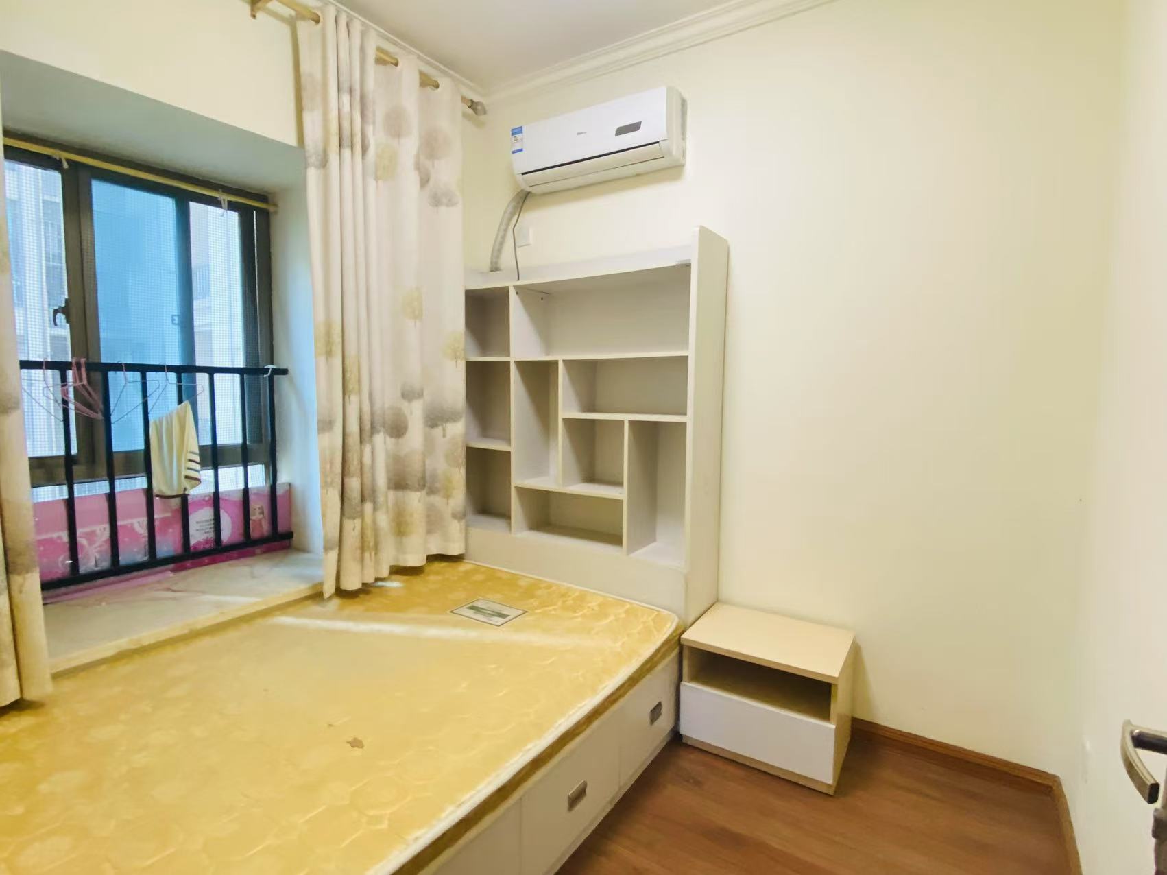 碧桂园 3室2厅1卫 1280.0元/月 碧桂园 3室2厅1卫 1280.0元/月室内图