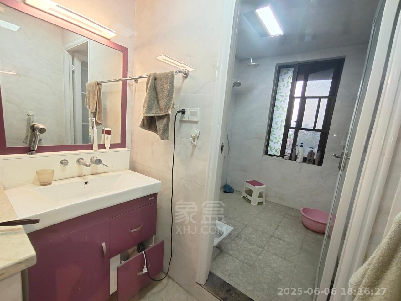 凯旋名门人民中路1006号  3室2厅2卫    1800.0元/月 凯旋名门人民中路1006号  3室2厅2卫    1800.0元/月室内图