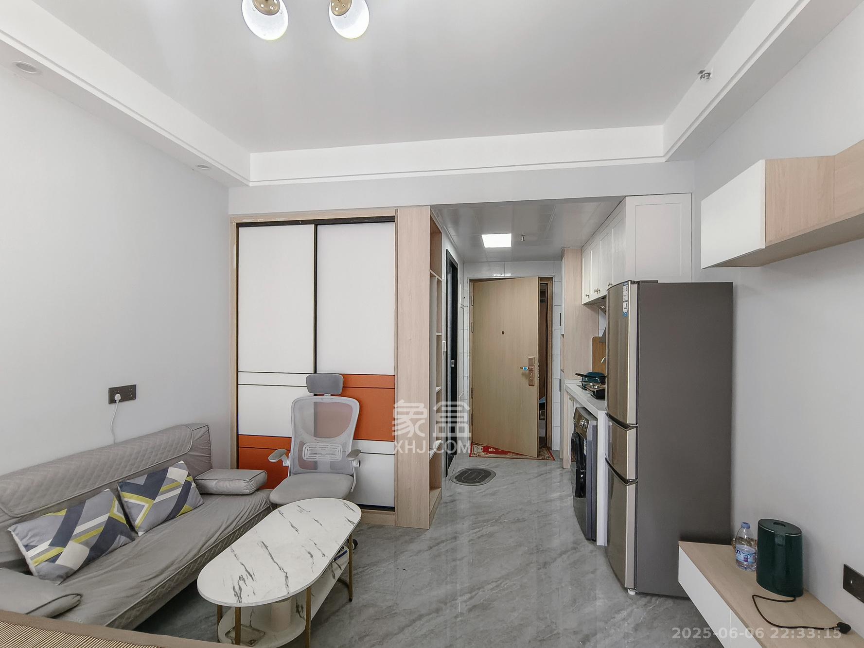 碧桂园翘楚棠  1室0厅0卫    17.8万 碧桂园翘楚棠  1室0厅0卫    17.8万客厅