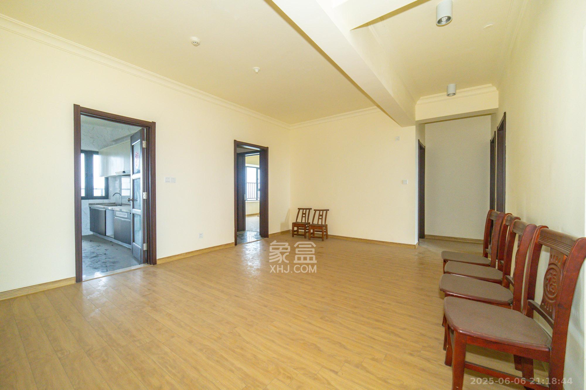 碧桂园威尼斯城 4室2厅2卫 149.88万 碧桂园威尼斯城 4室2厅2卫 149.88万其他