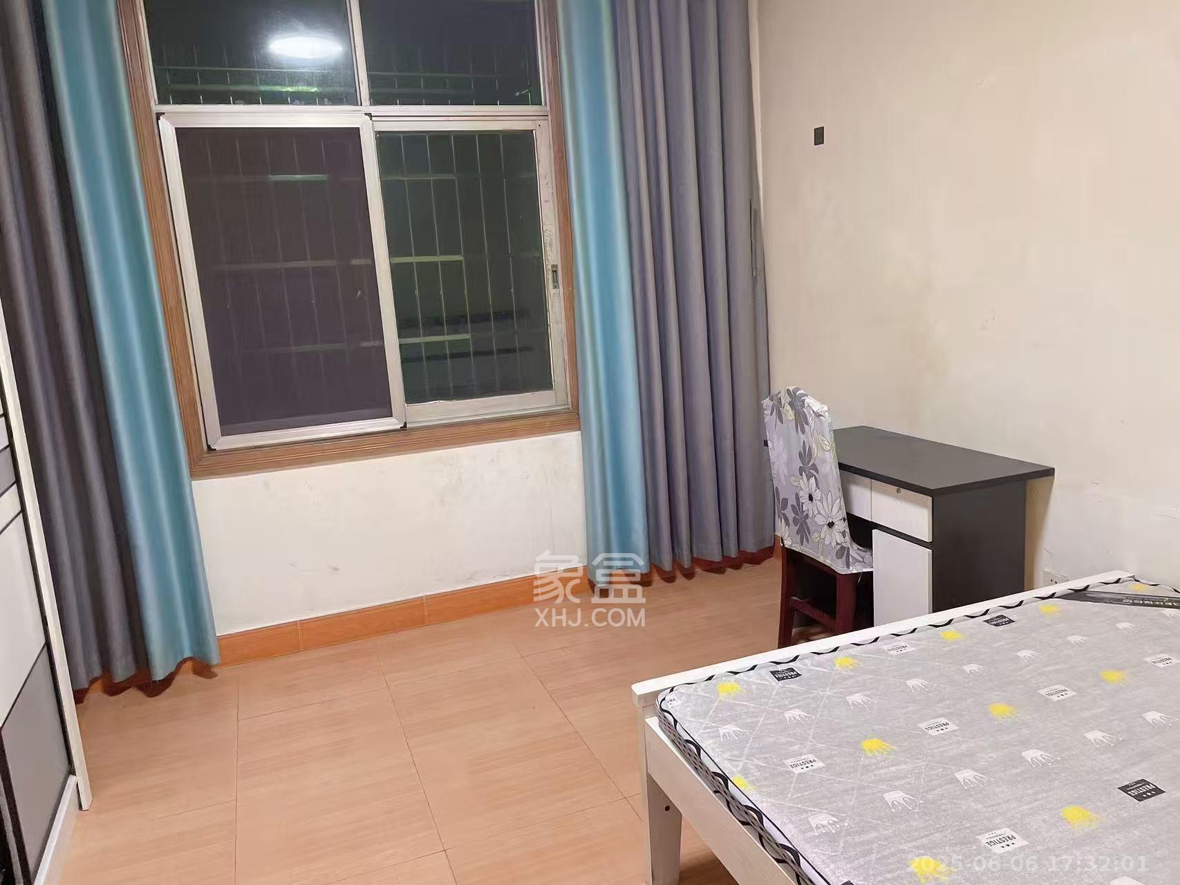 洞井商贸城 3室1厅2卫 1700.0元/月 洞井商贸城 3室1厅2卫 1700.0元/月室内图