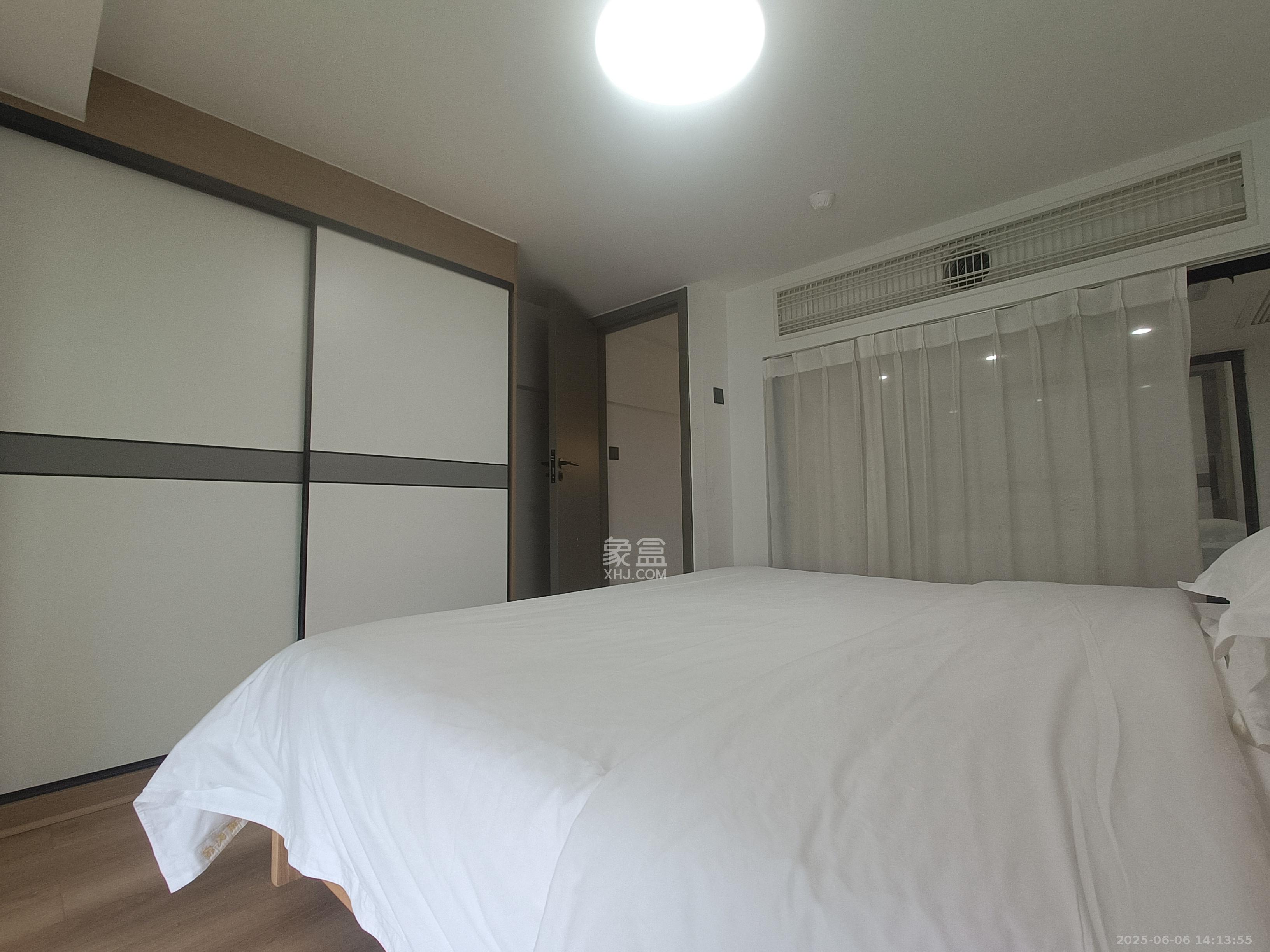 绿地长沙城际空间站(绿地新里佳苑) 1室0厅0卫 2100.0元/月 绿地长沙城际空间站(绿地新里佳苑) 1室0厅0卫 2100.0元/月室内图