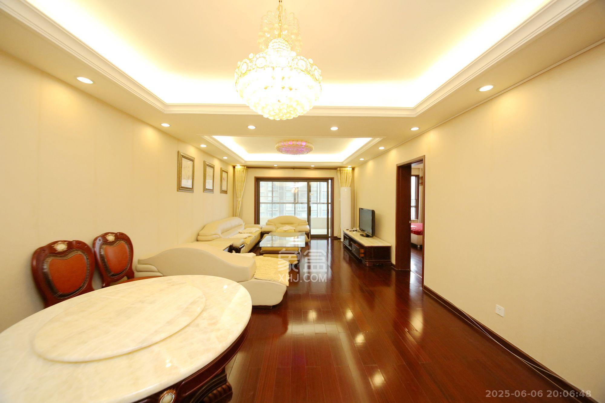 盛世美居荷园 3室2厅2卫 5000.0元/月 盛世美居荷园 3室2厅2卫 5000.0元/月室内图