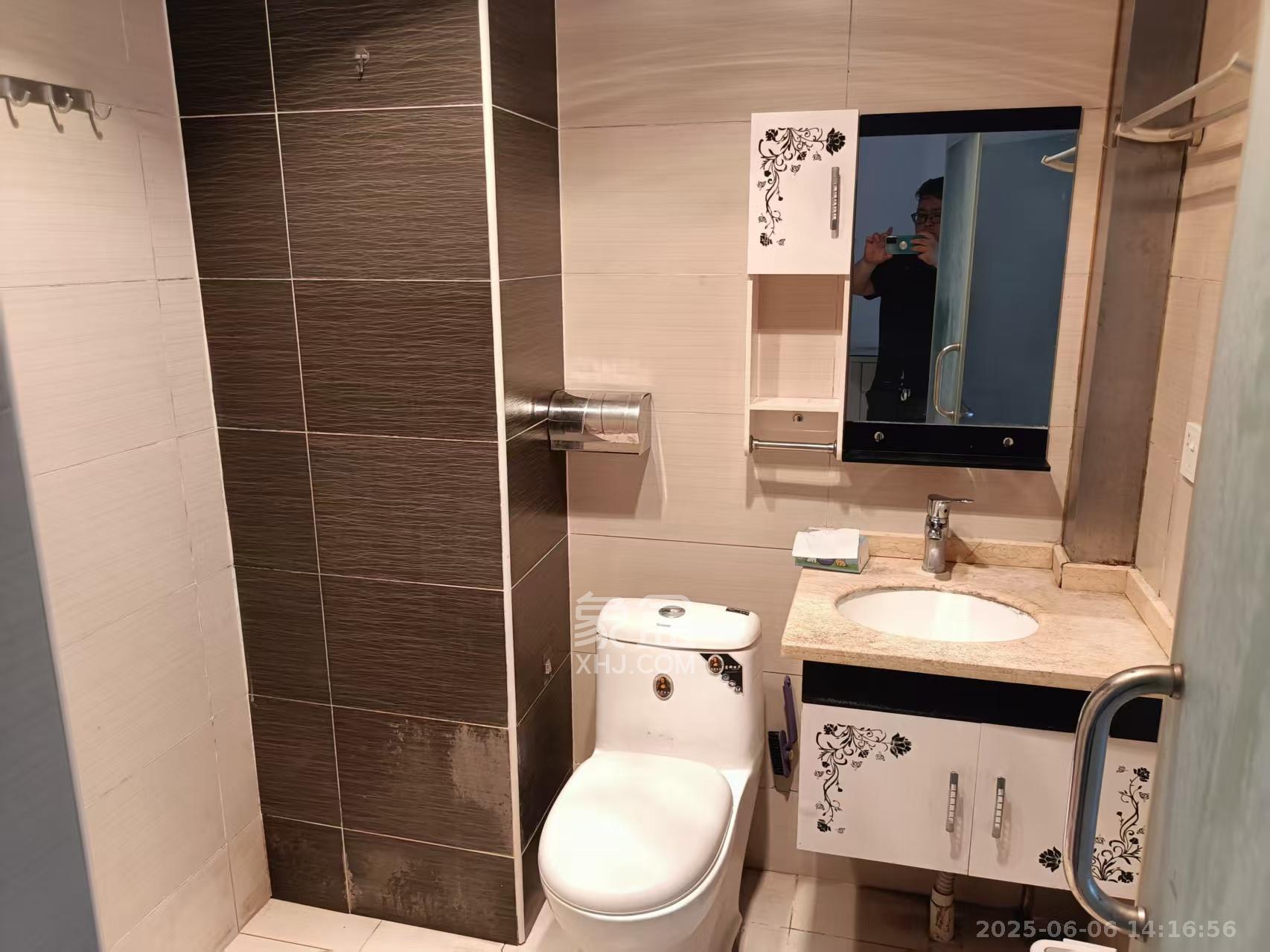 水岸世景  1室1厅1卫   1180.00元/月