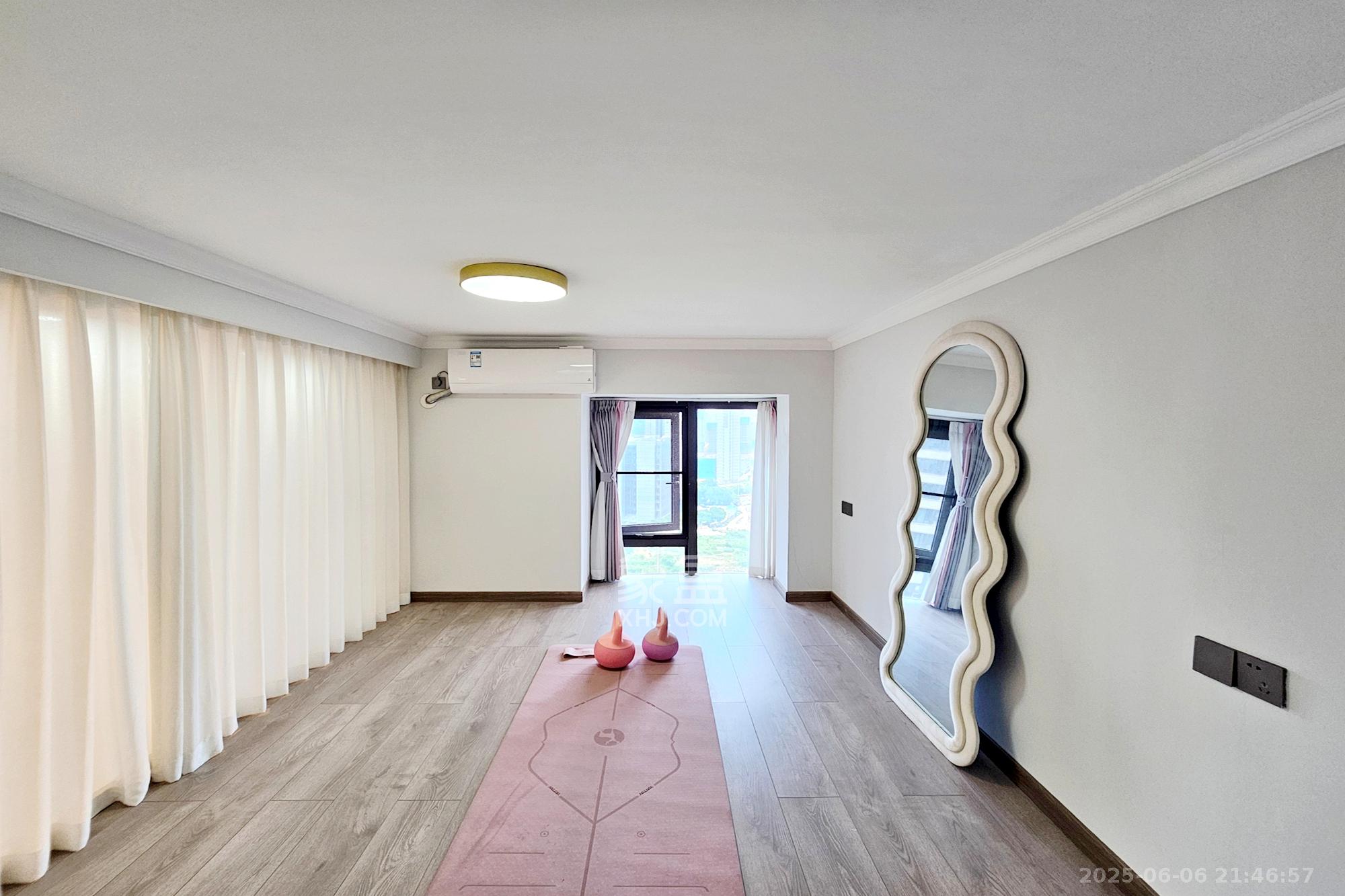 明昇壹城(明昇时代广场)三期 2室1厅1卫 65.0万 明昇壹城(明昇时代广场)三期 2室1厅1卫 65.0万卧室