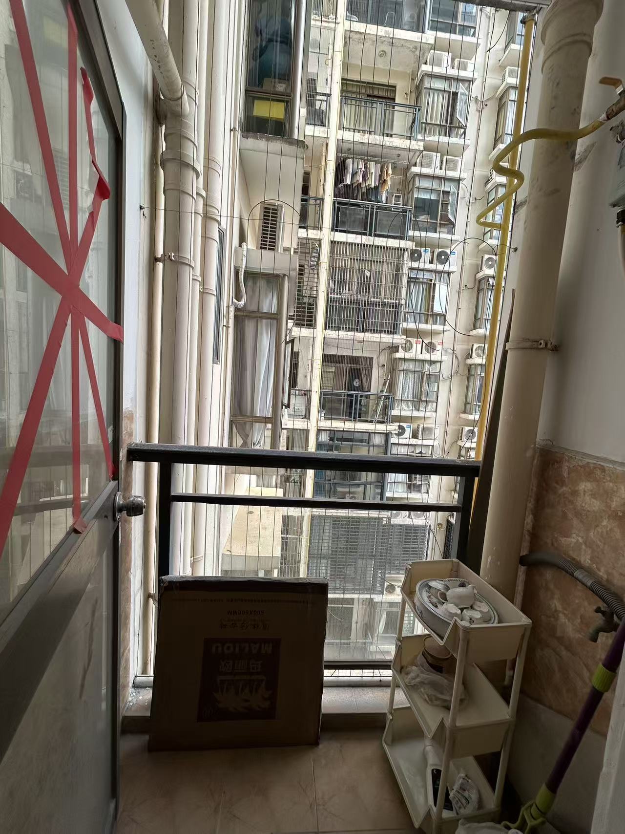 亚洲豪苑南区 2室1厅1卫 2400.0元/月 亚洲豪苑南区 2室1厅1卫 2400.0元/月室内图