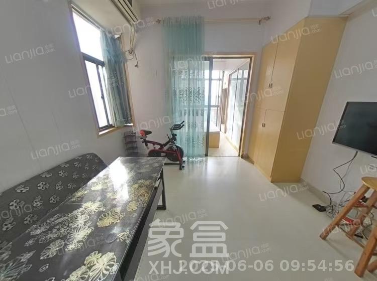 鑫远湘府逸园  1室1厅1卫   1500.00元/月
