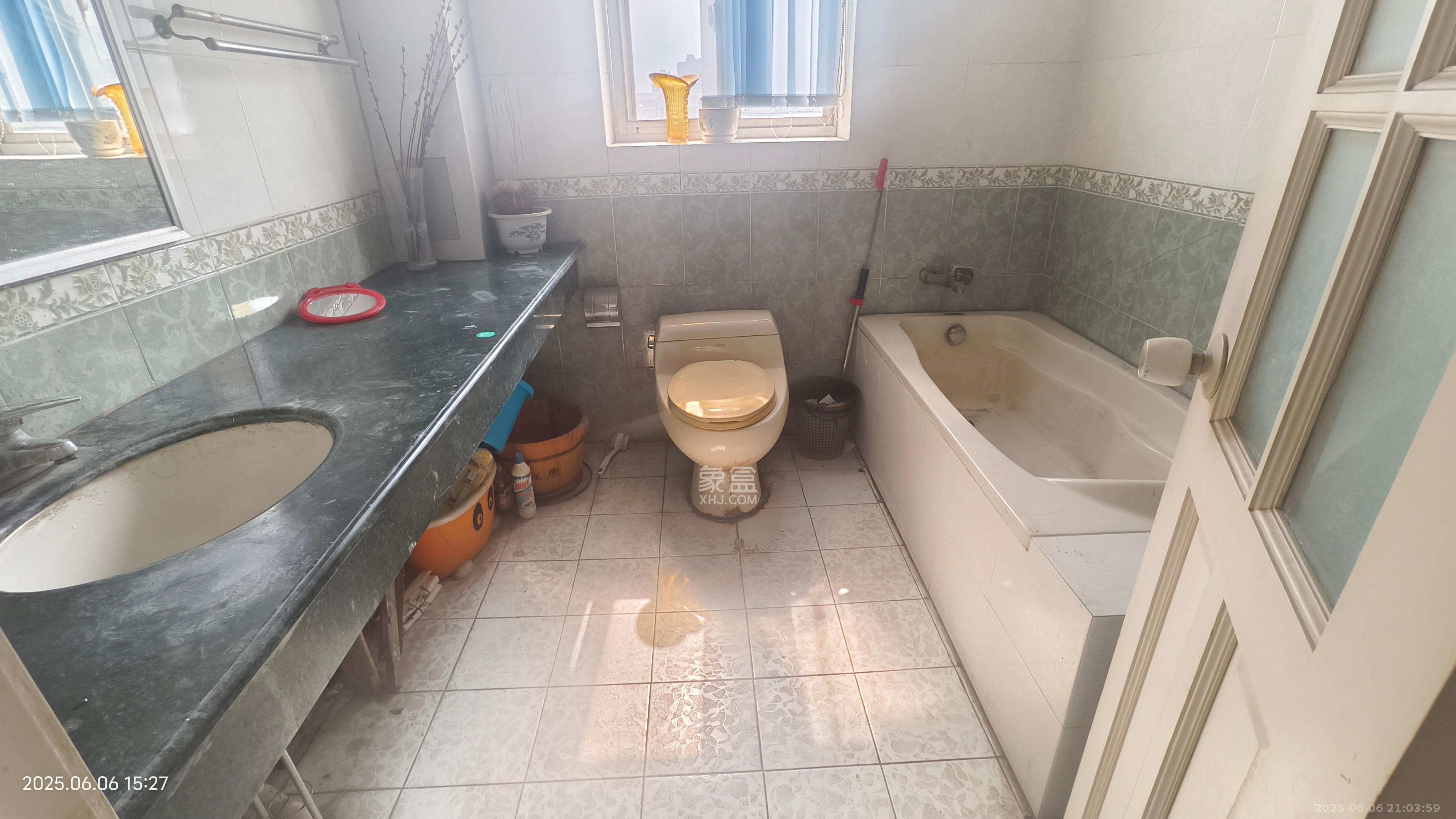 金科园 4室2厅2卫 3000.0元/月 金科园 4室2厅2卫 3000.0元/月室内图