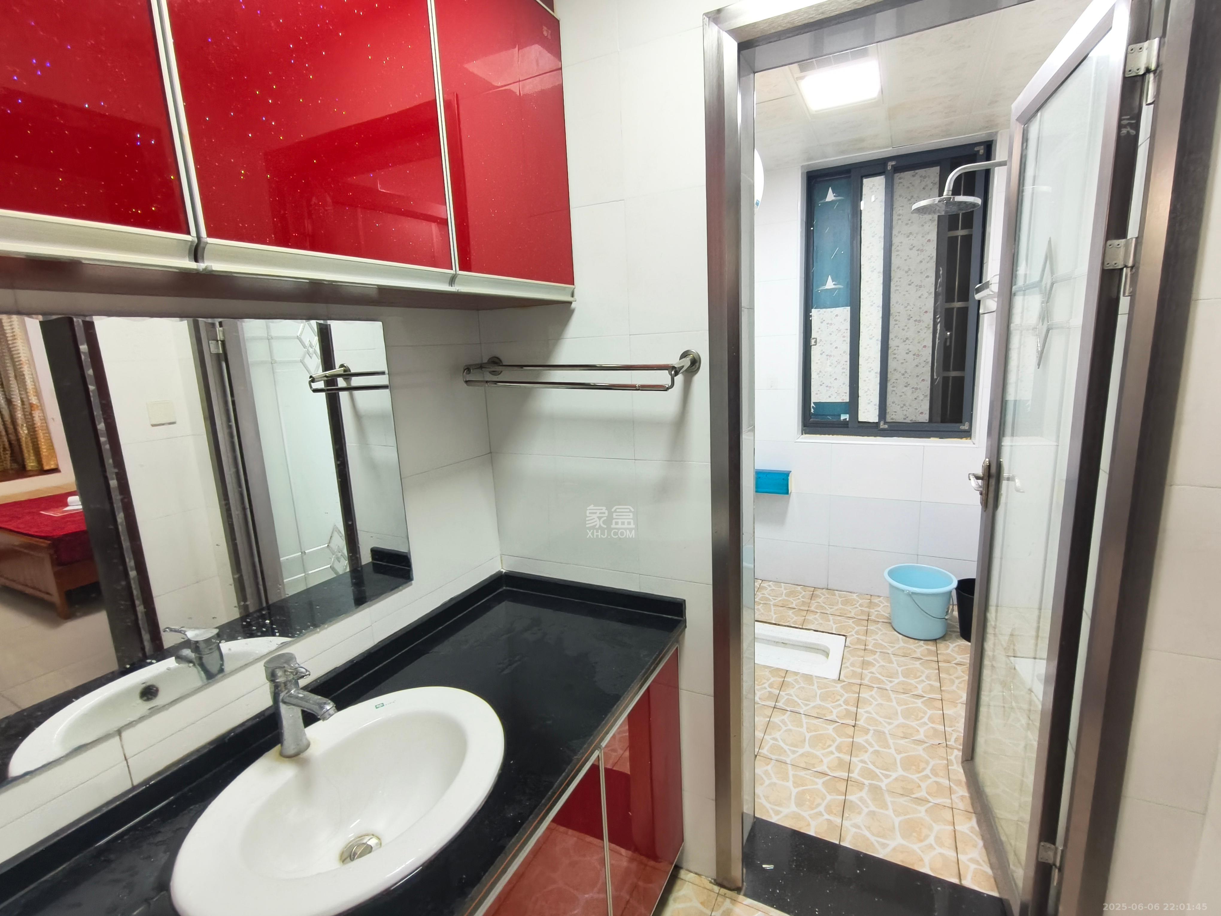 山水新城 2室2厅1卫 2000.0元/月 山水新城 2室2厅1卫 2000.0元/月室内图