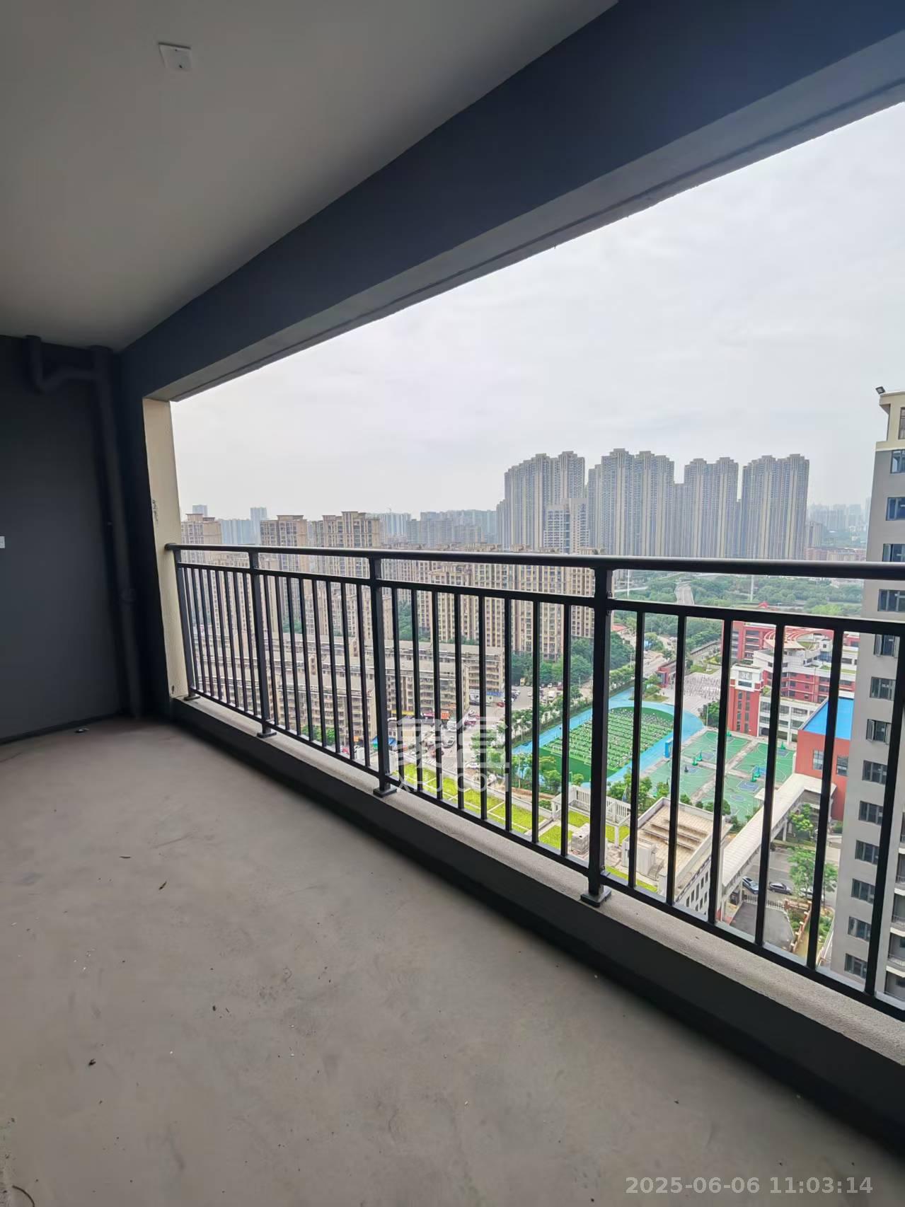 润和星河玥 4室2厅2卫 2000.0元/月 润和星河玥 4室2厅2卫 2000.0元/月室内图