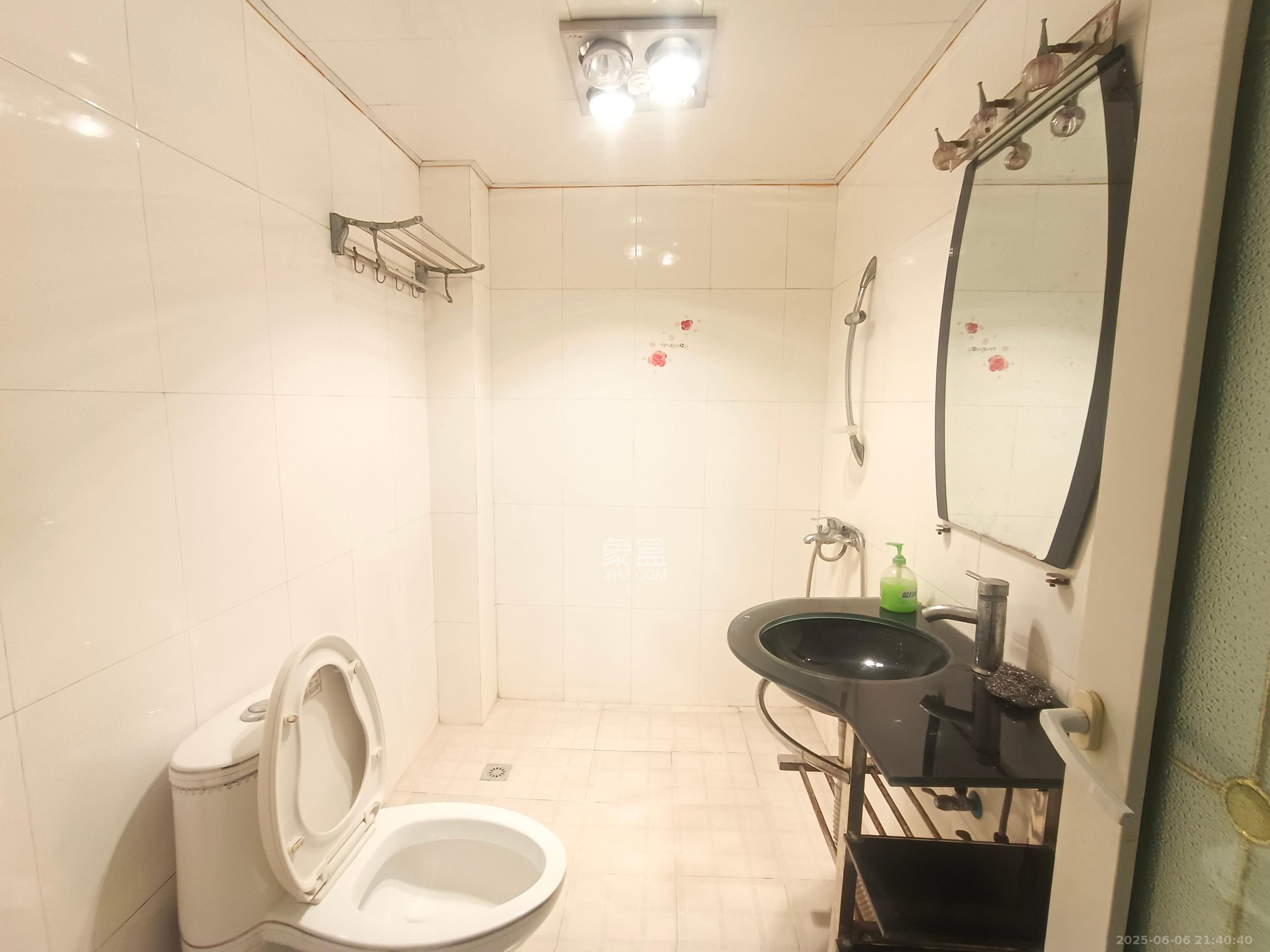 水木兰庭  3室2厅2卫   2300.00元/月室内图