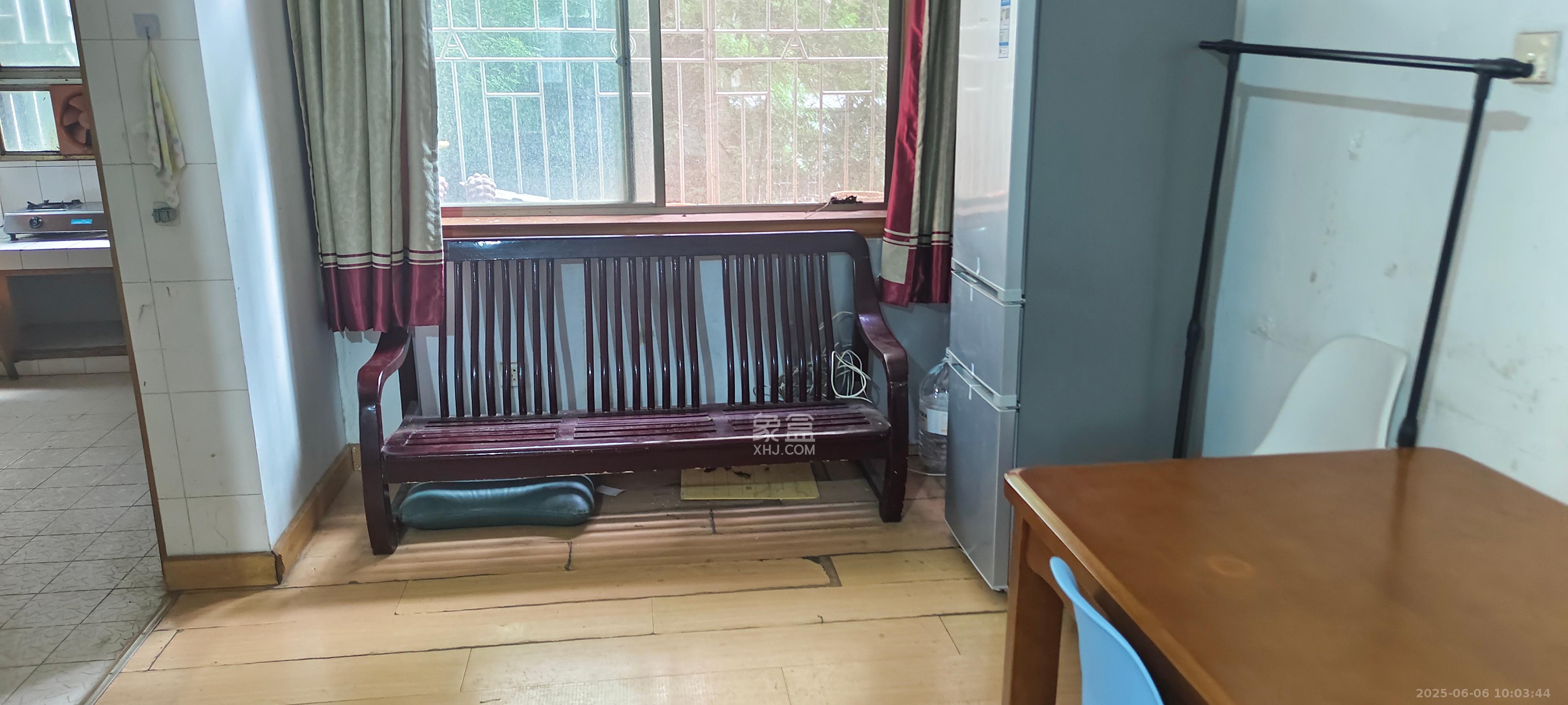 湘雅附二宿舍(劳动村)  2室1厅1卫   2200.00元/月室内图