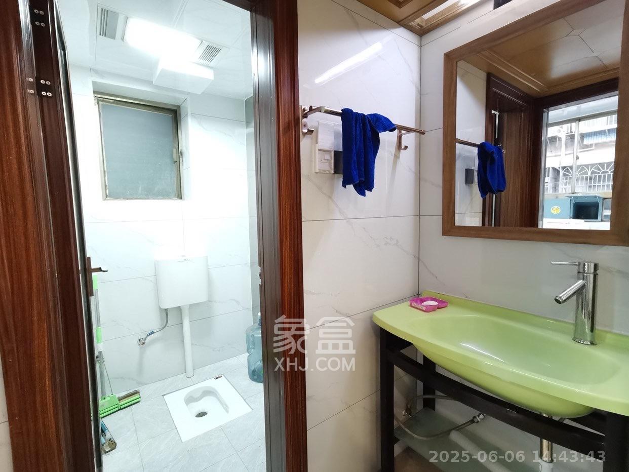 湘雅附二宿舍(劳动村)  2室1厅1卫    2800.0元/月室内图