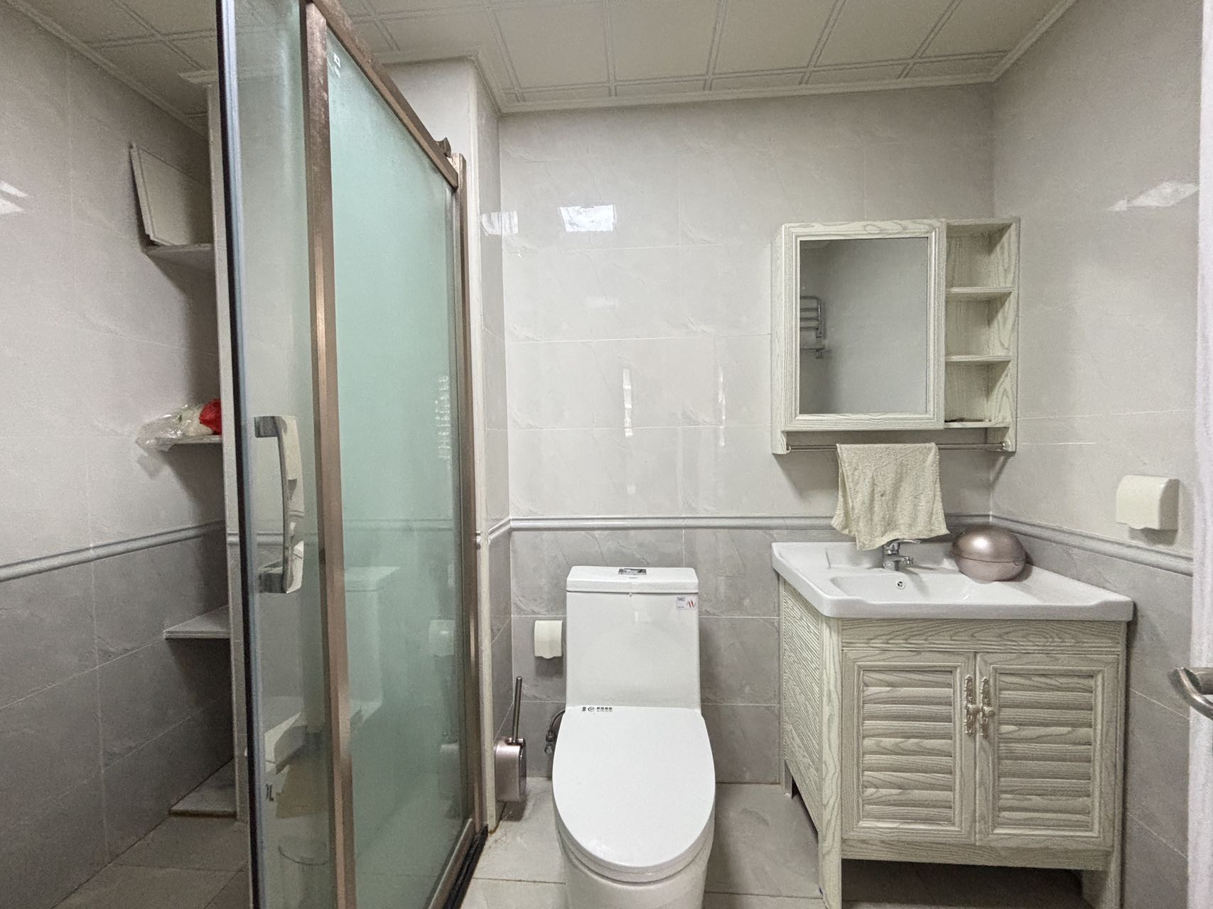 绿地海长流一期 2室2厅1卫 120.0万 绿地海长流一期 2室2厅1卫 120.0万室内图