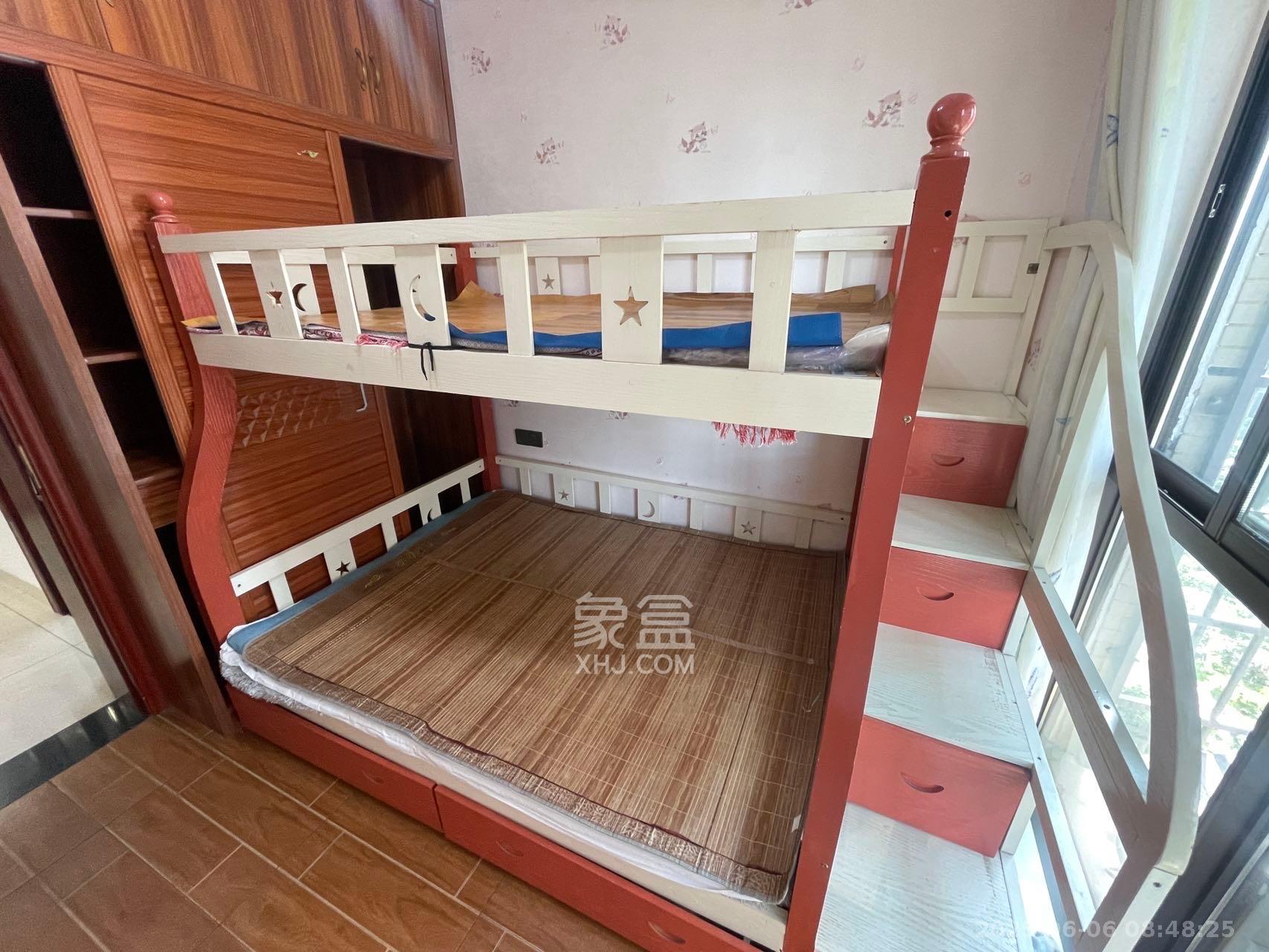 国泰九龙湾  4室2厅2卫   2700.00元/月室内图