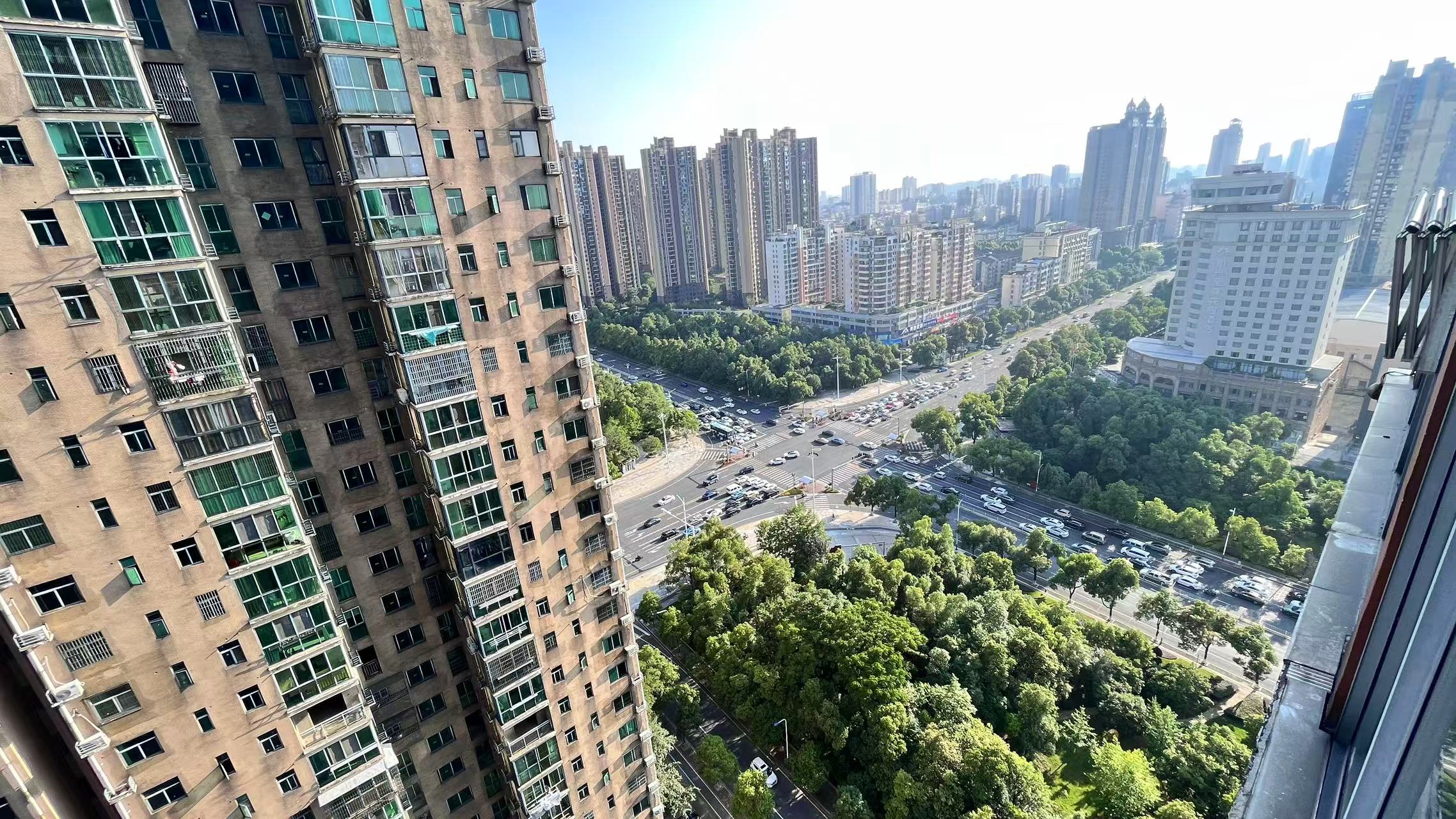 鹏利广场 1室1厅1卫 1200.0元/月 鹏利广场 1室1厅1卫 1200.0元/月室内图