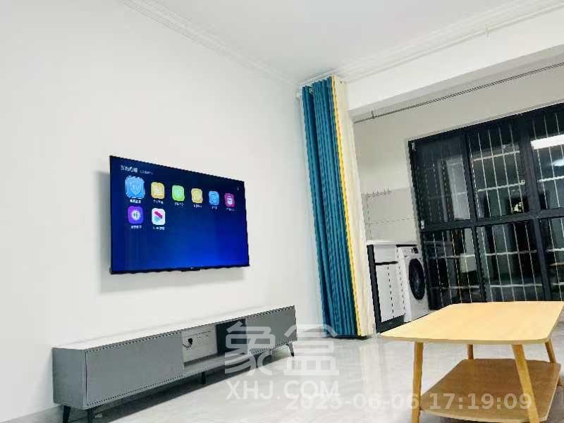 星城春晓  4室2厅2卫   2200.00元/月室内图