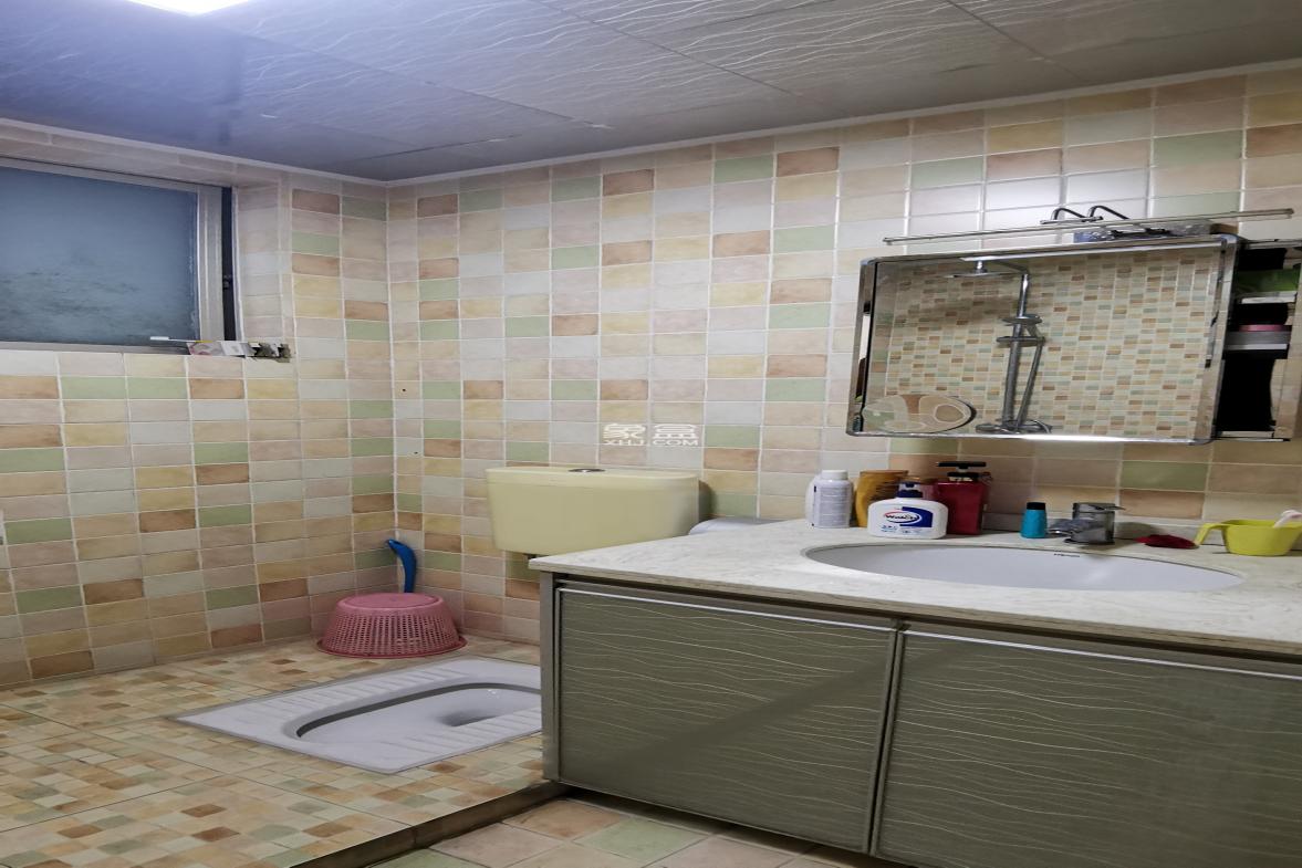 宝源花园 3室2厅1卫 2500.0元/月 宝源花园 3室2厅1卫 2500.0元/月室内图