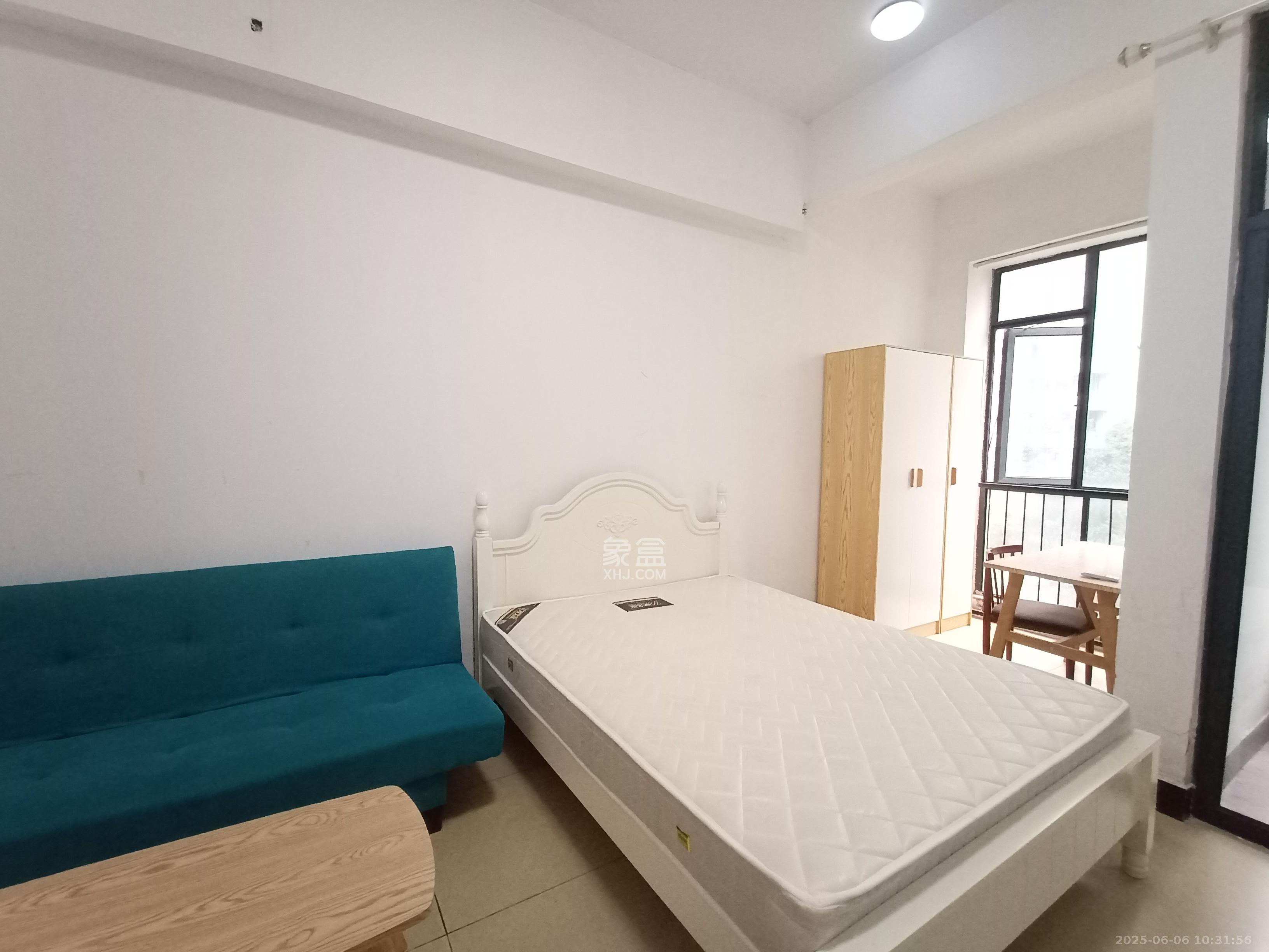 长房时代城  1室1厅1卫    1500.0元/月 长房时代城  1室1厅1卫    1500.0元/月