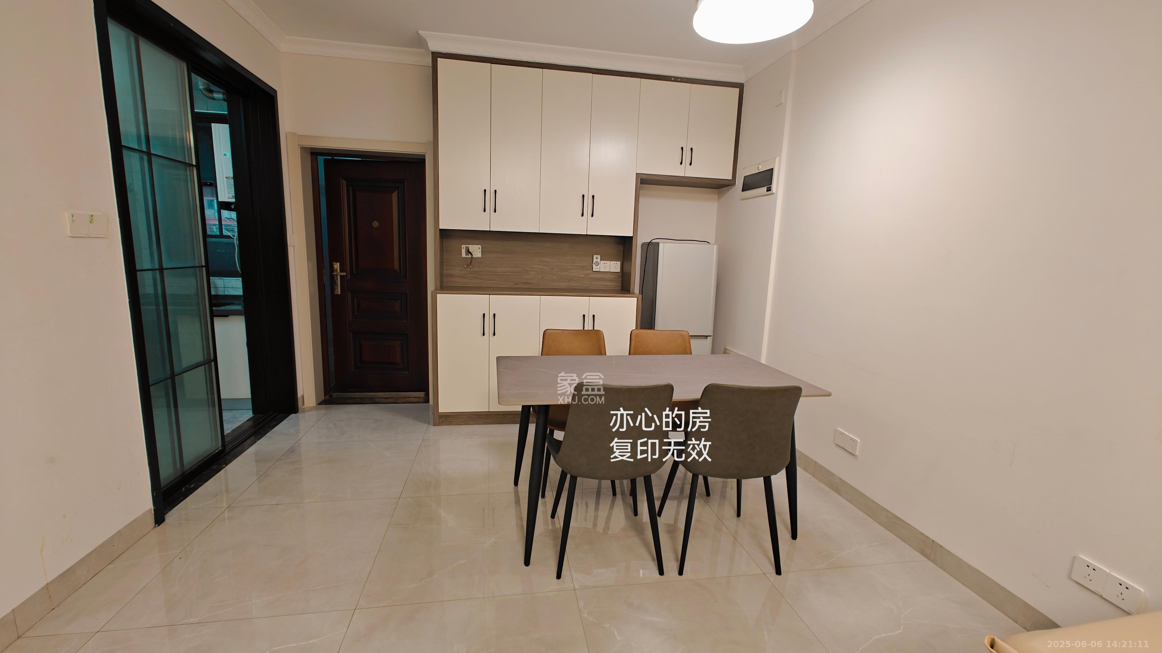 东业上城嘉苑(晟悦国际) 1室0厅0卫 2200.0元/月 东业上城嘉苑(晟悦国际) 1室0厅0卫 2200.0元/月室内图