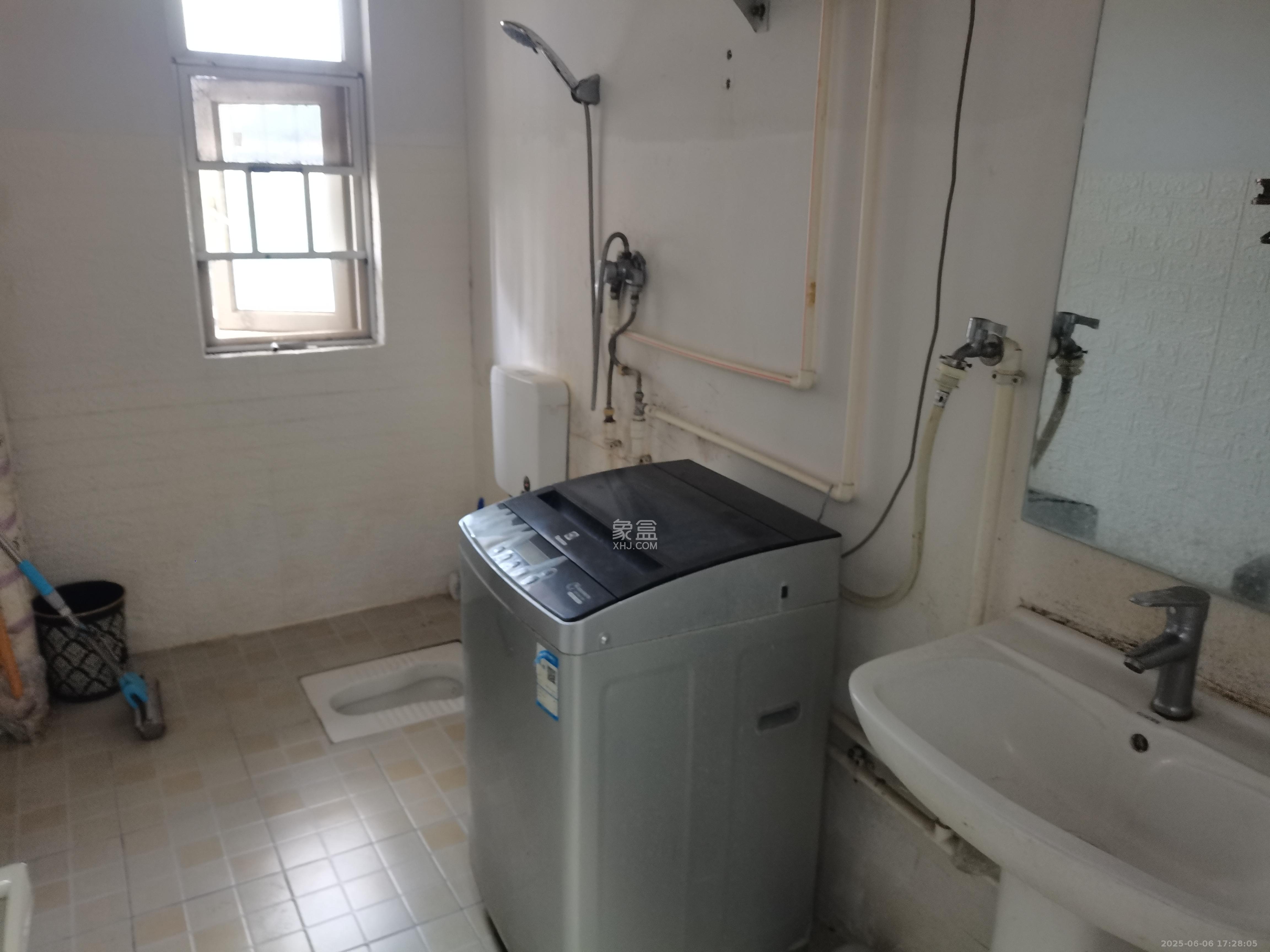 天麓尚层 5室2厅2卫 2500.0元/月 天麓尚层 5室2厅2卫 2500.0元/月室内图