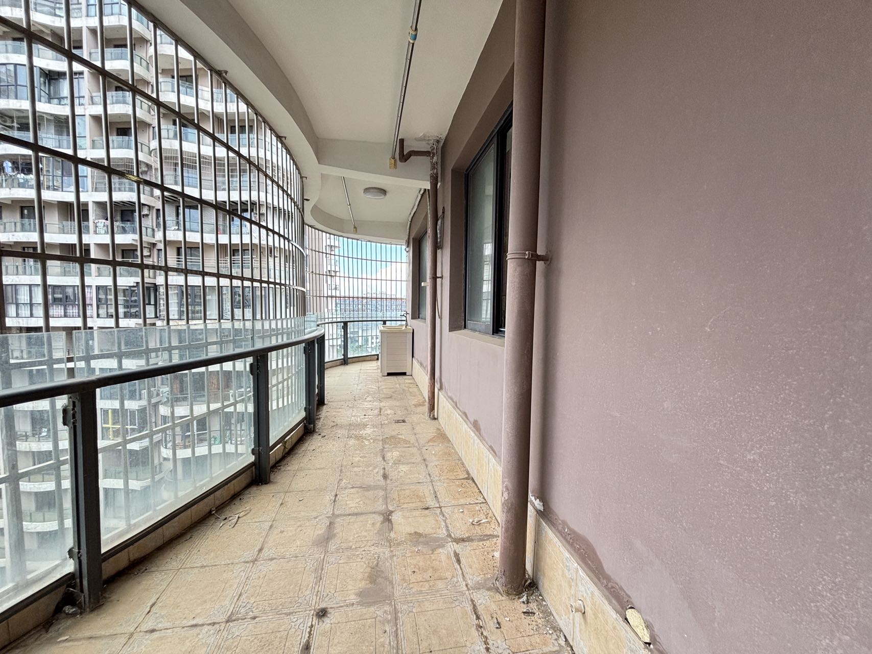 绿地海长流一期 2室2厅1卫 120.0万 绿地海长流一期 2室2厅1卫 120.0万室内图