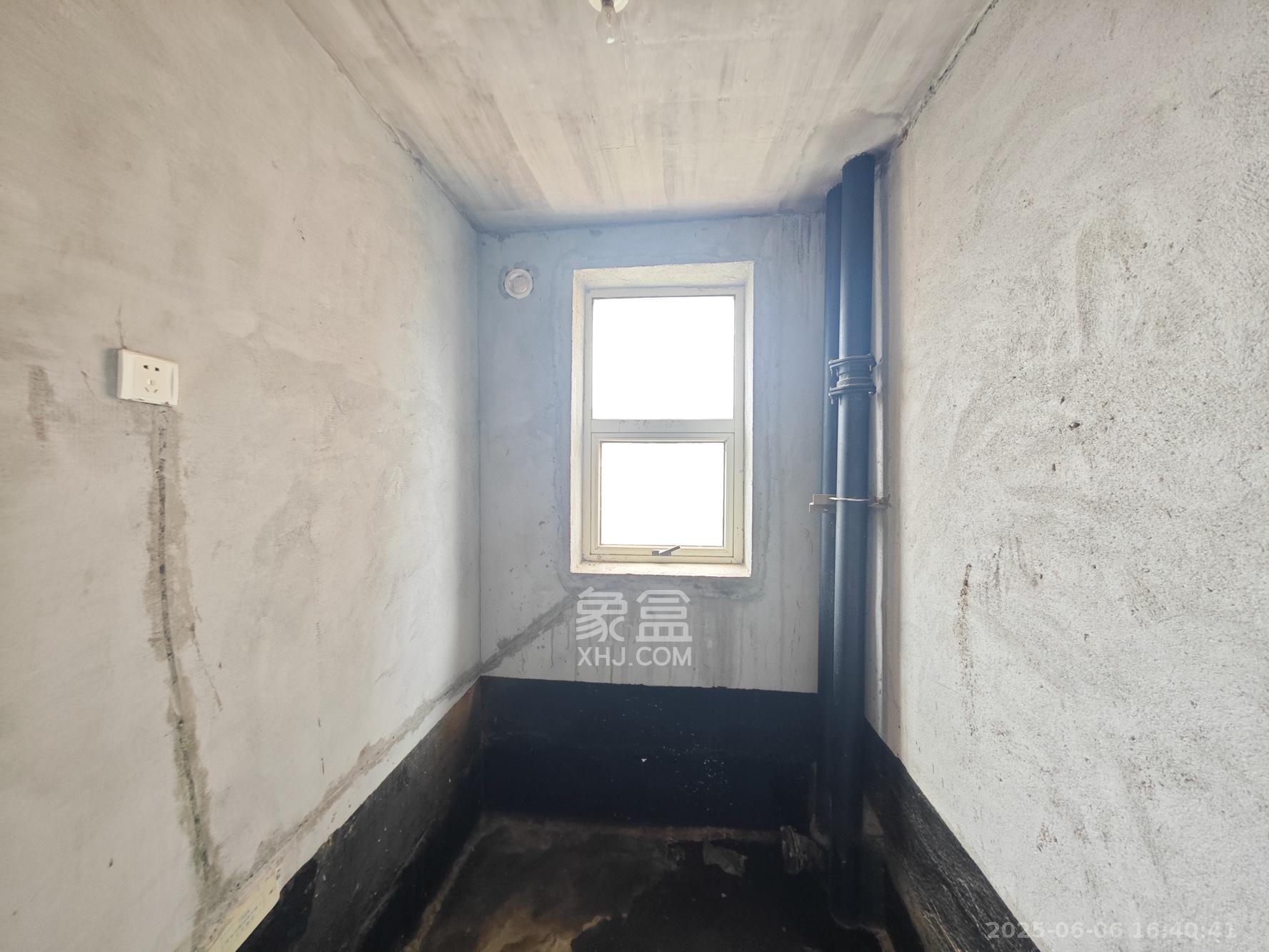 五矿万境水岸二期(五矿万境水岸和苑)  3室2厅2卫    168.0万 五矿万境水岸二期(五矿万境水岸和苑)  3室2厅2卫    168.0万卫生间