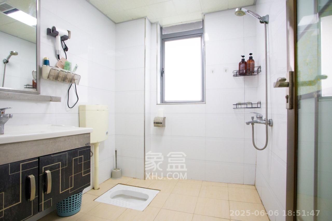 融科檀香山(融科紫檀、香山国际) 2室2厅1卫 3000.0元/月 融科檀香山(融科紫檀、香山国际) 2室2厅1卫 3000.0元/月室内图