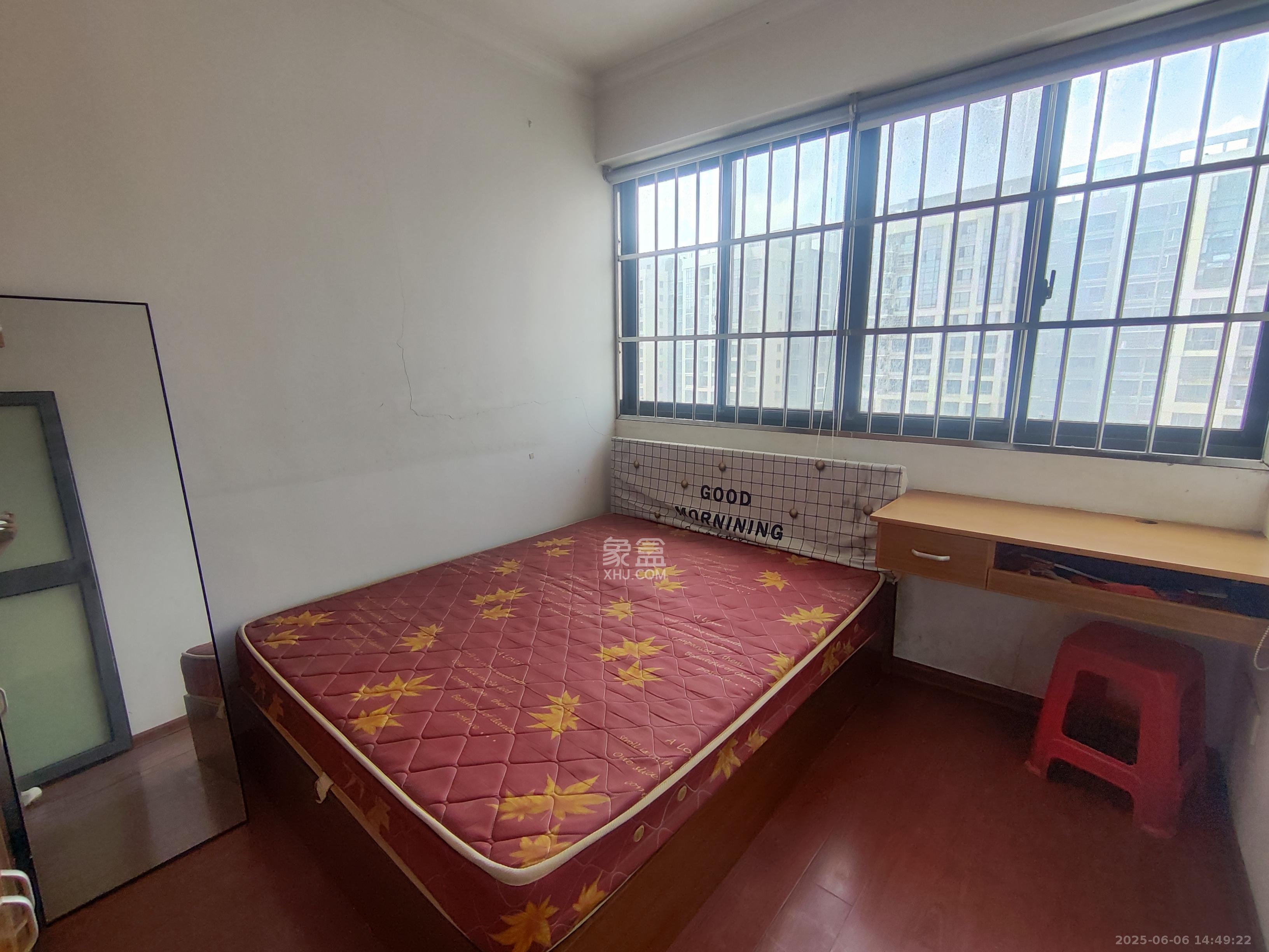 童话里  3室2厅1卫   1800.00元/月室内图