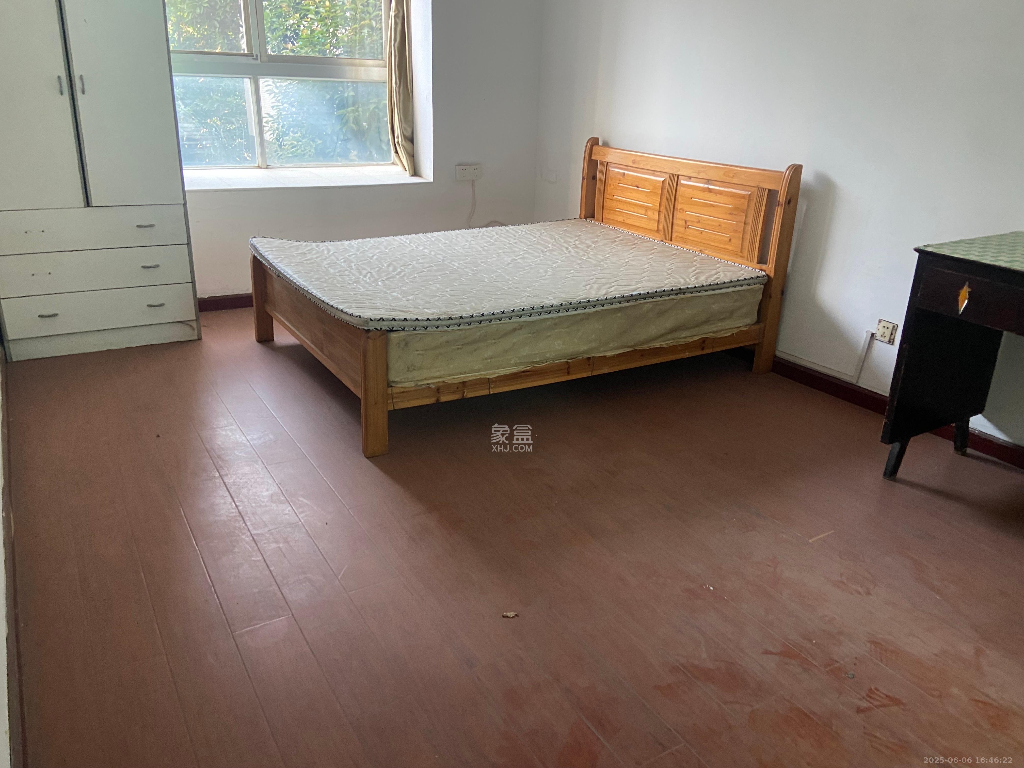 桔园经典 3室2厅1卫 2400.0元/月 桔园经典 3室2厅1卫 2400.0元/月室内图