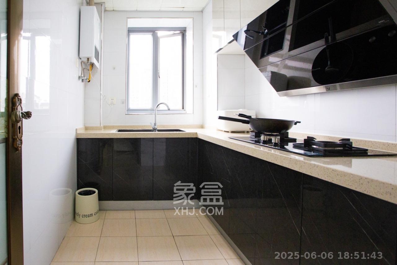 融科檀香山(融科紫檀、香山国际) 2室2厅1卫 3000.0元/月 融科檀香山(融科紫檀、香山国际) 2室2厅1卫 3000.0元/月室内图