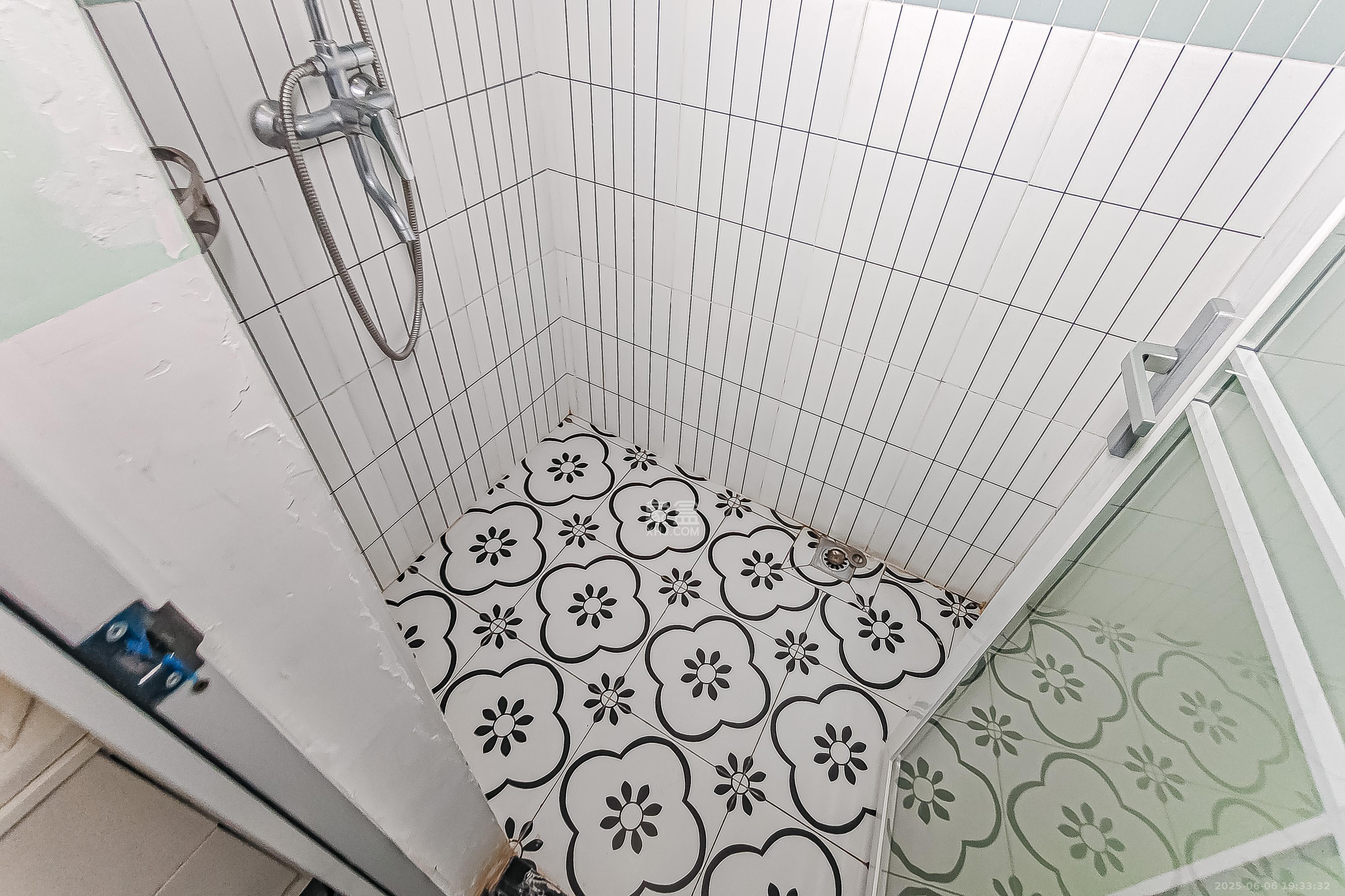 摩天一号  2室1厅1卫    59.9万卫生间