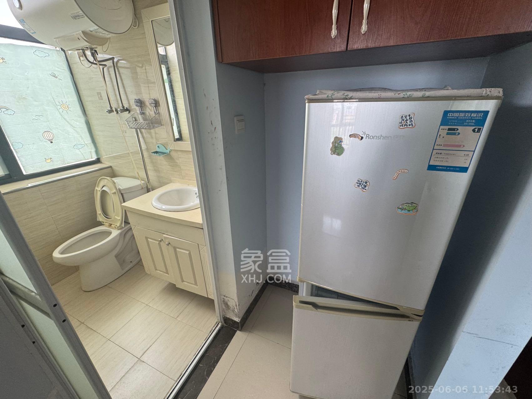 中建木莲工社  1室1厅1卫   1550.00元/月室内图