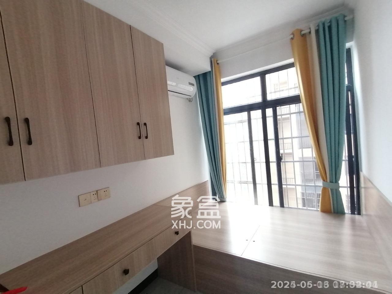 中悦领秀城  3室2厅1卫   1800.00元/月室内图