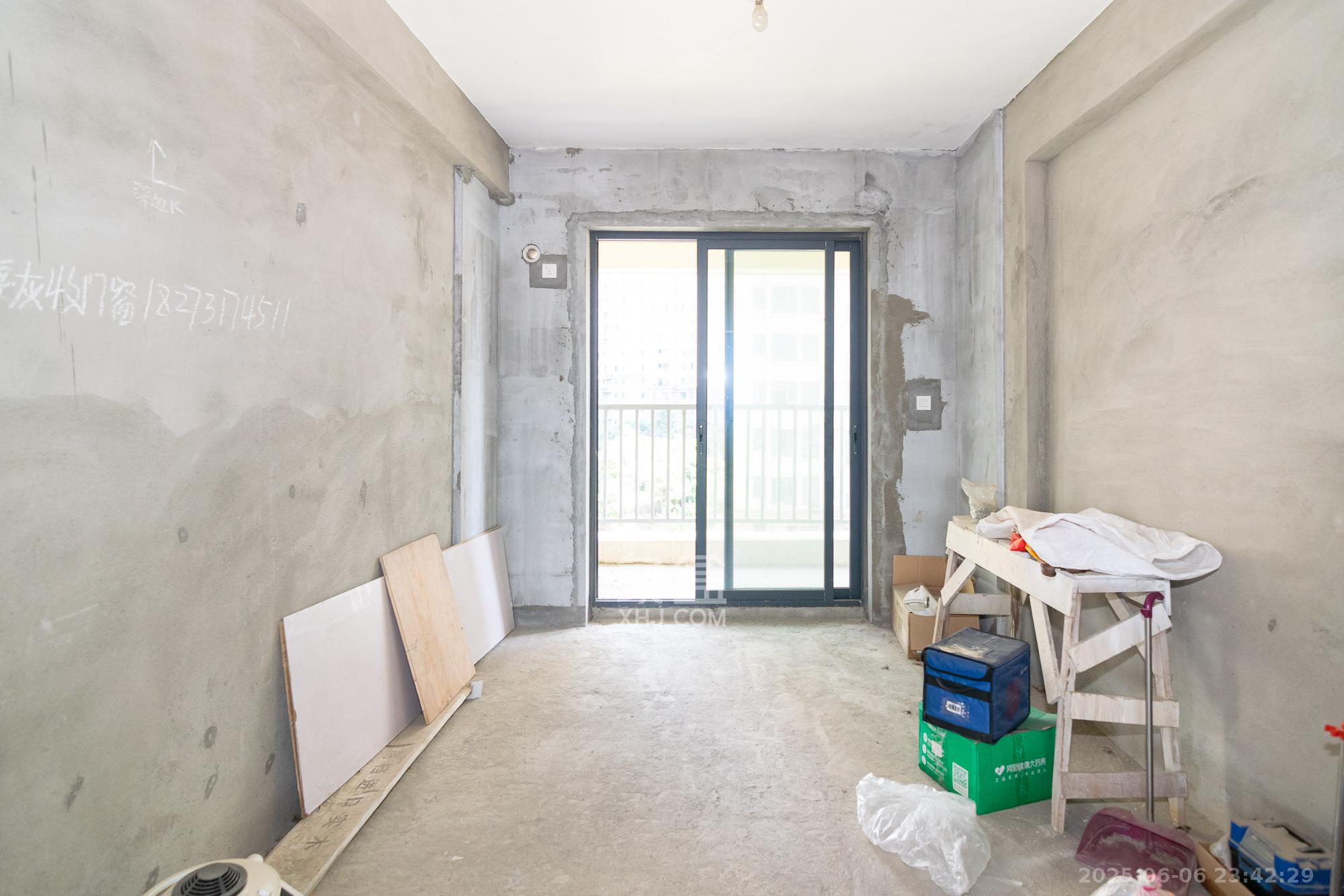 中粮观澜壹品 5室2厅2卫 188.8万 中粮观澜壹品 5室2厅2卫 188.8万卧室